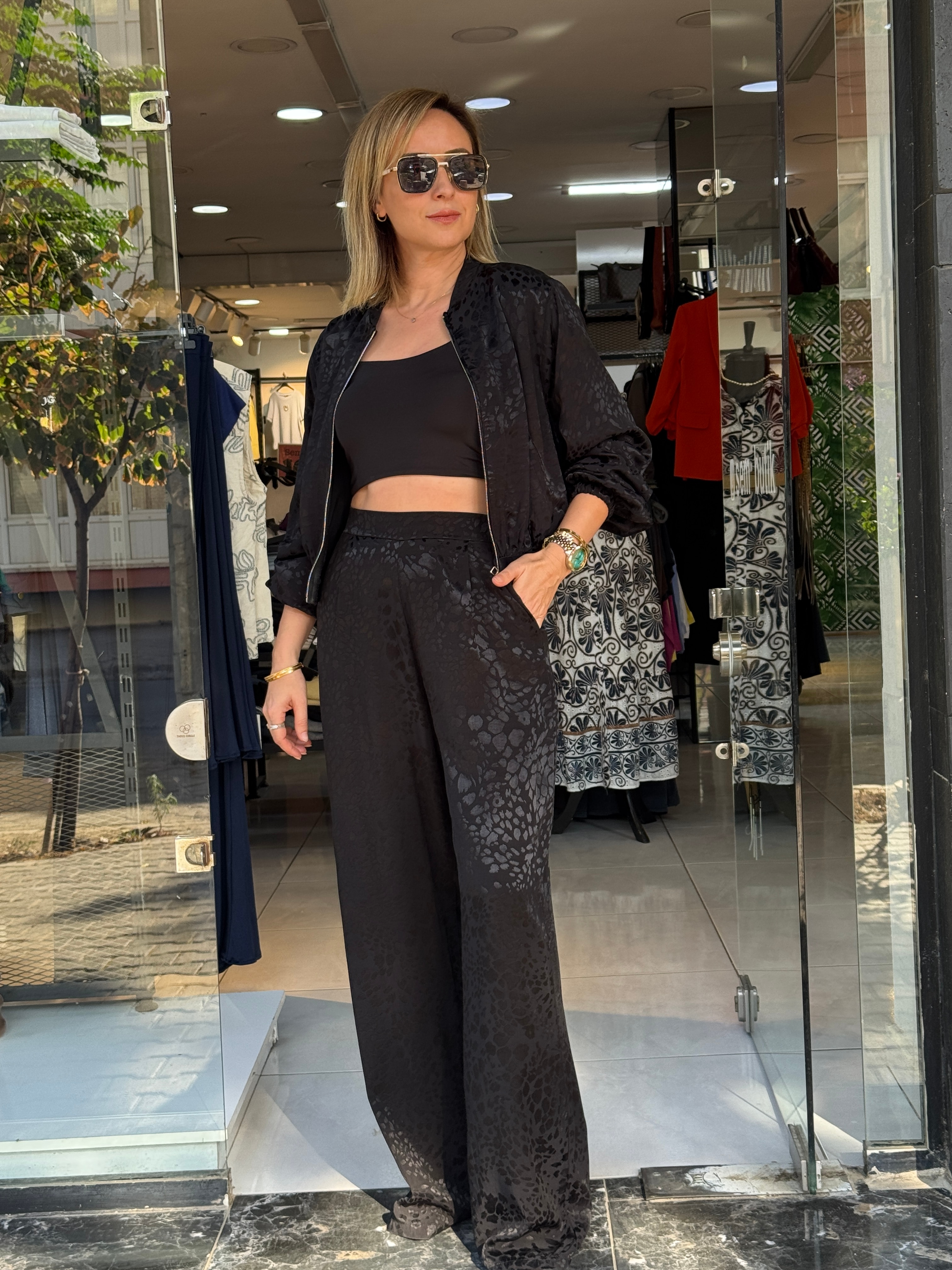 Siyah Leoparlı Saten Pantolon