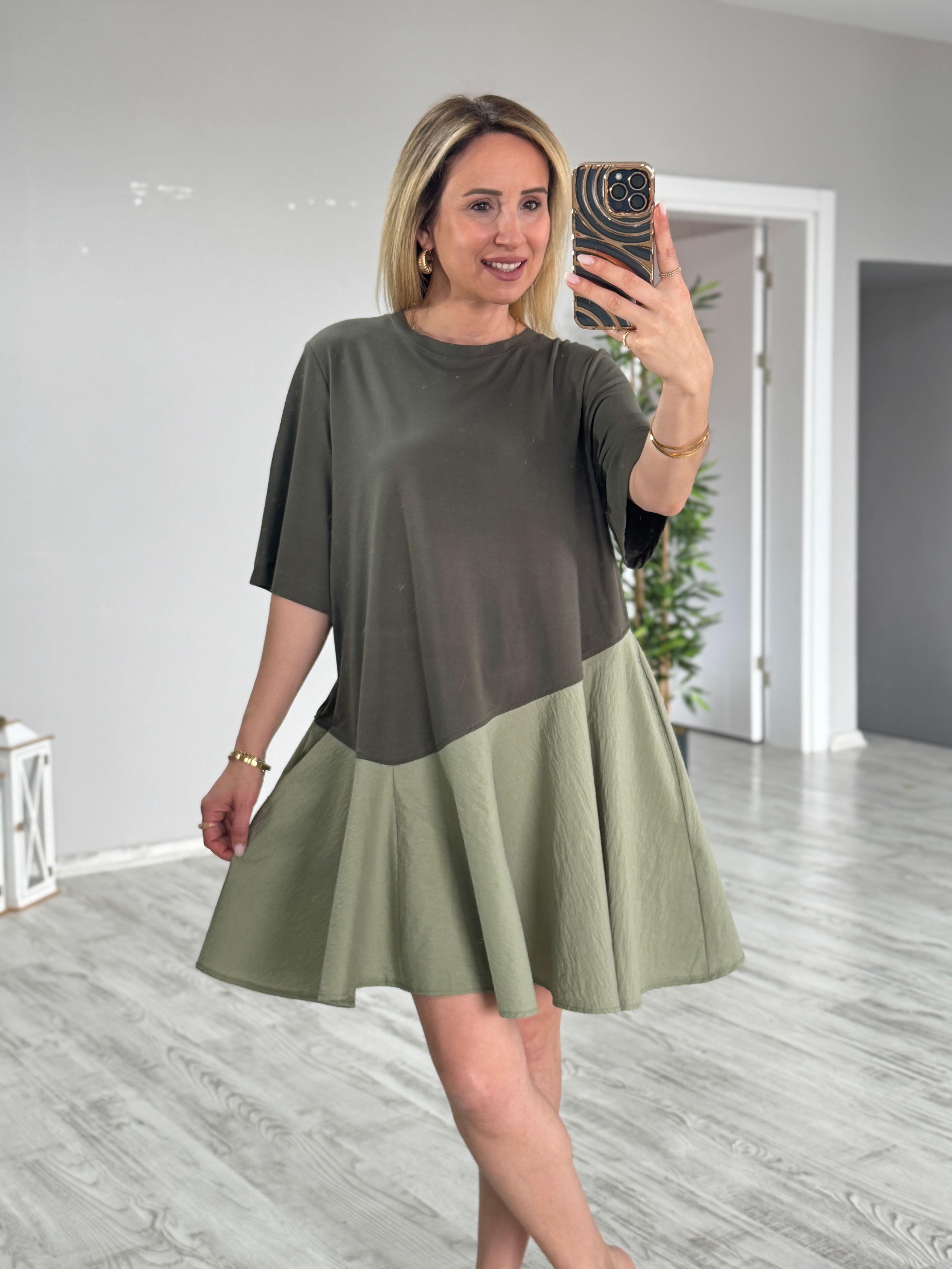 Poplin Detaylı Elbise
