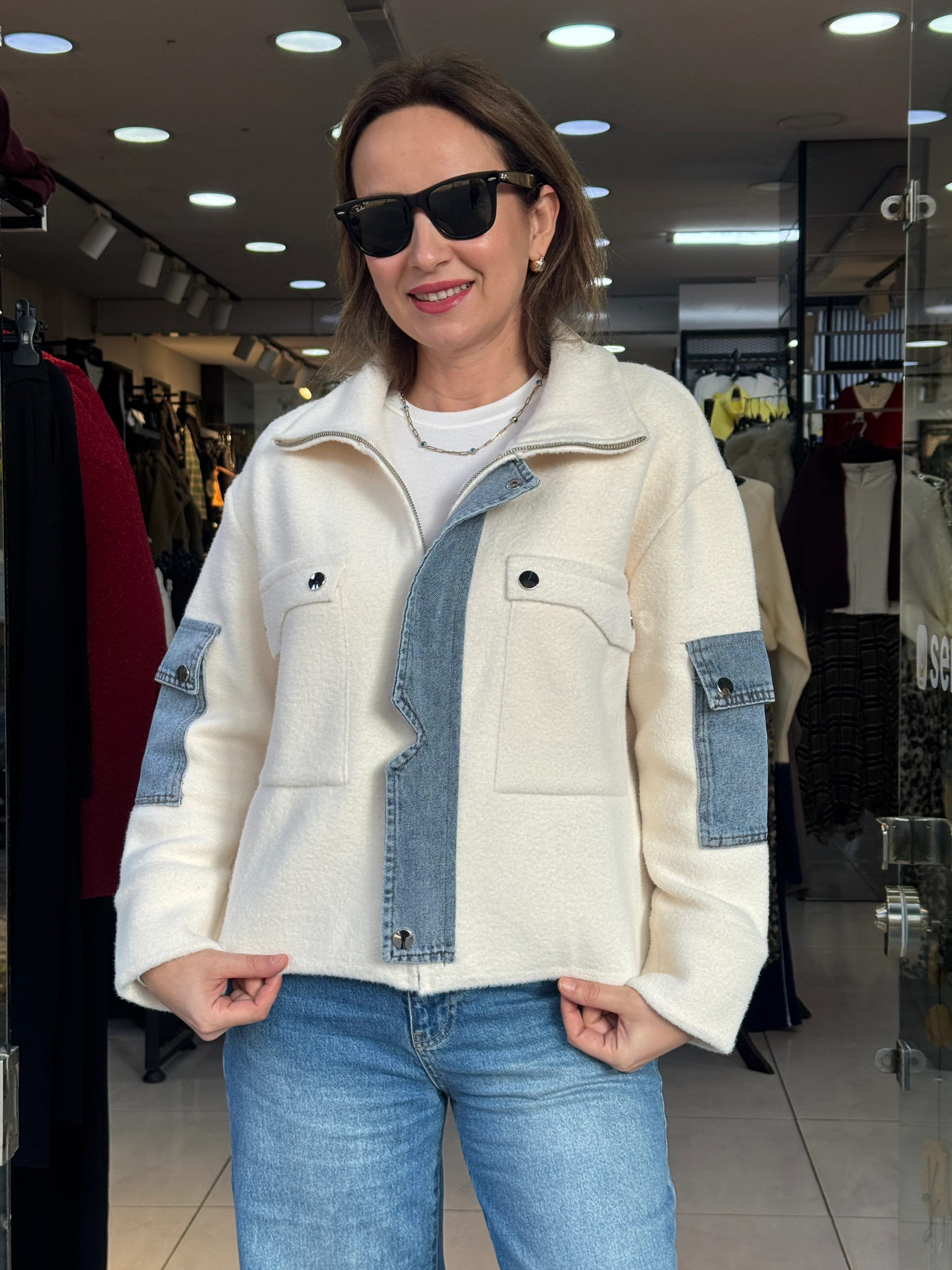 Denim Detaylı Ekru Angora Ceket