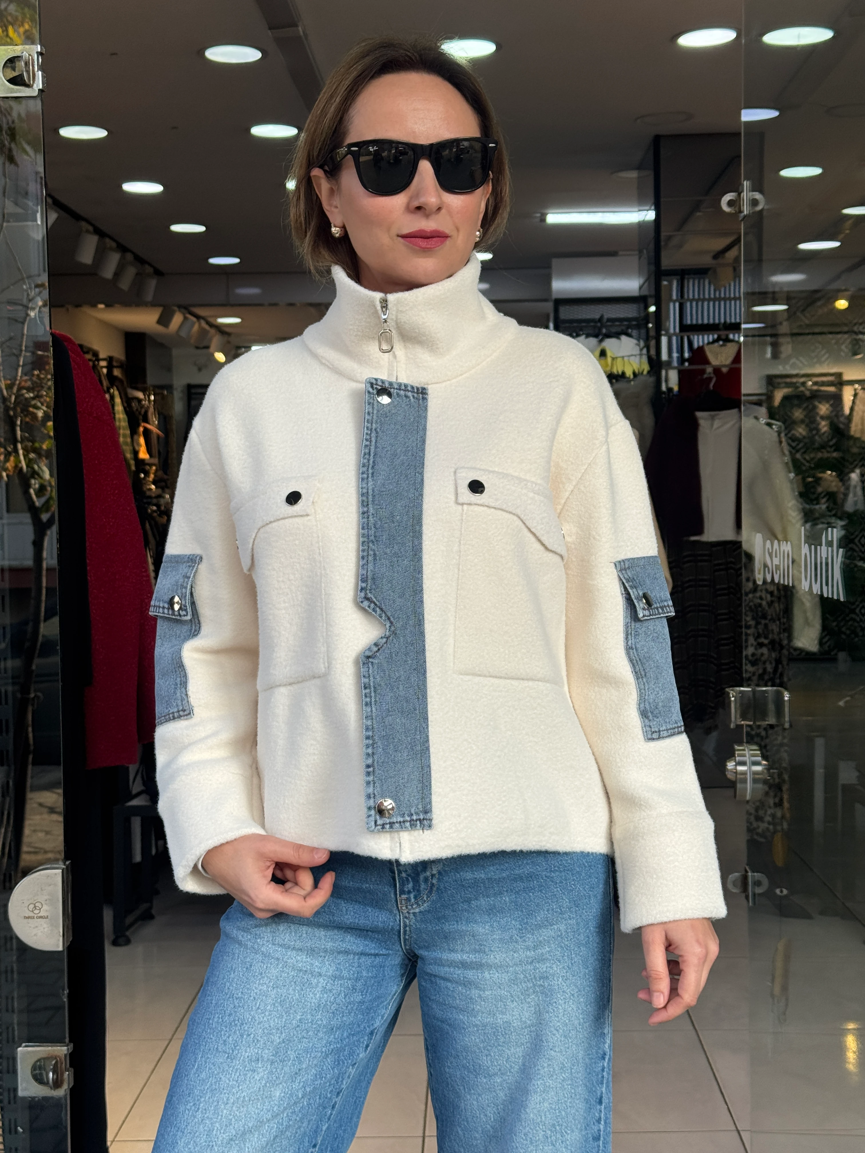 Denim Detaylı Ekru Angora Ceket