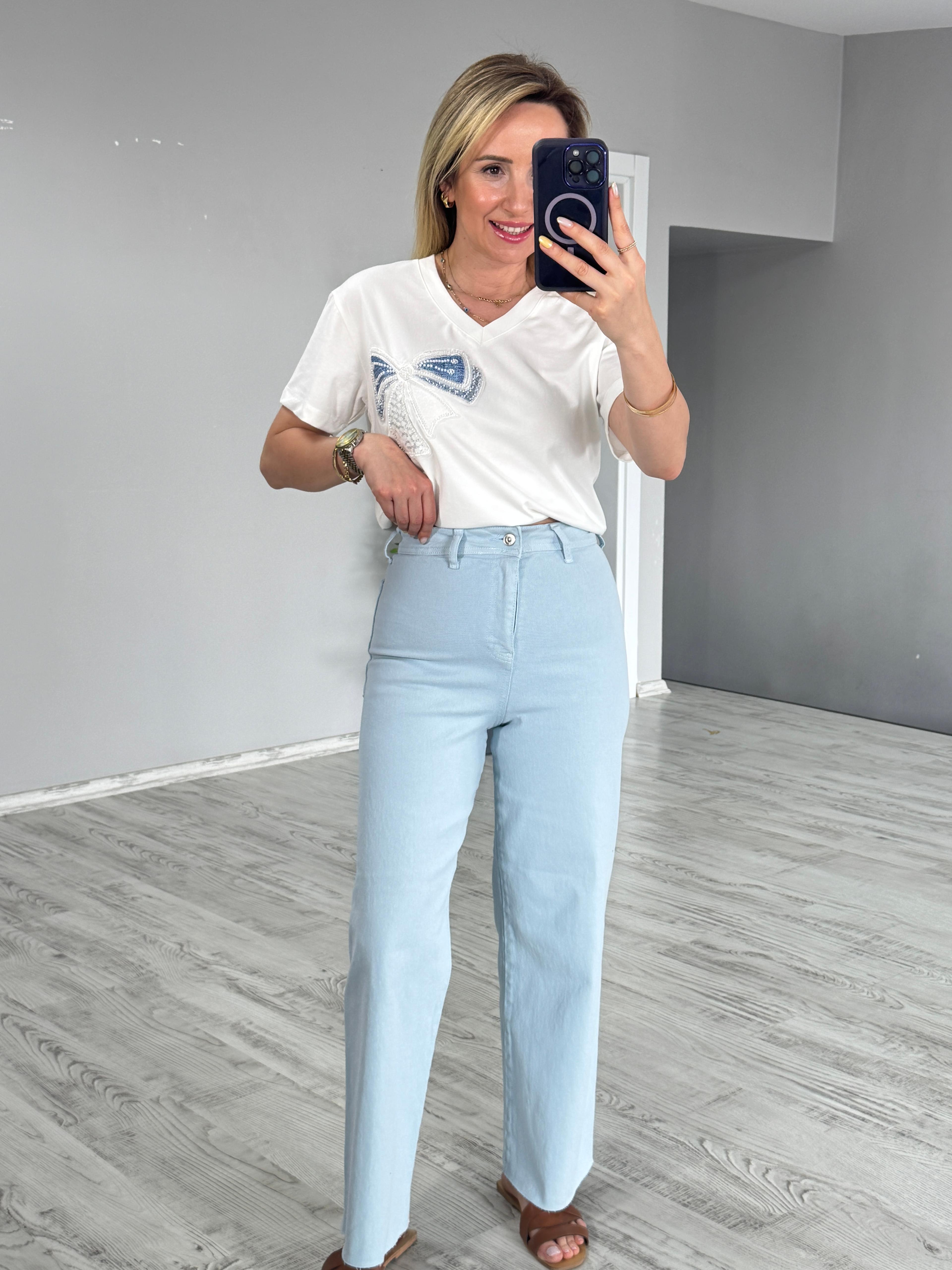 Yüksek Bel Kesik Paça Mavi Jean 