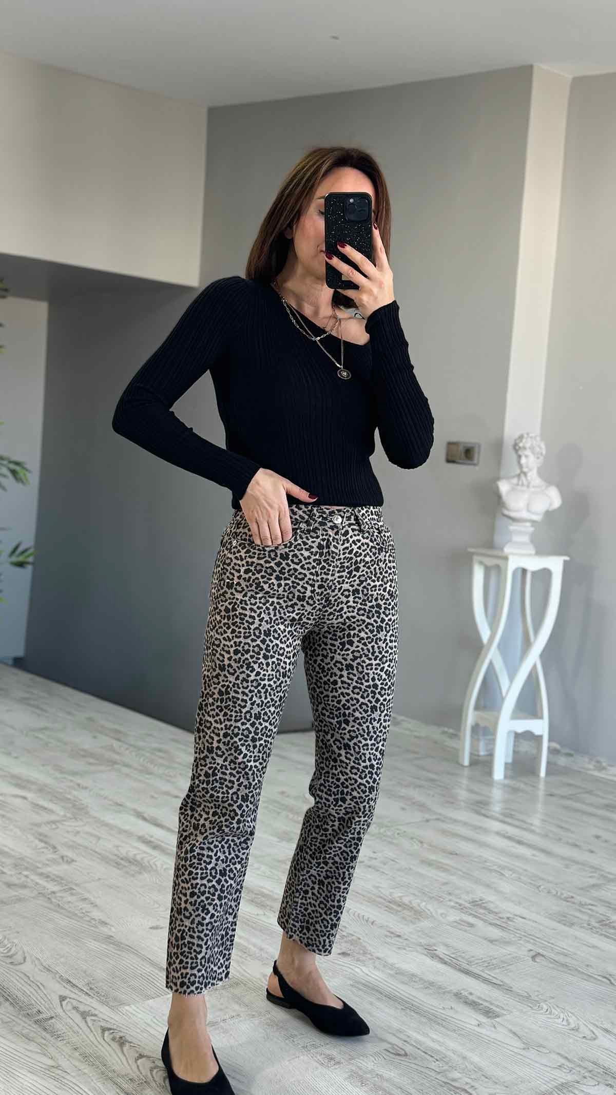 Leopar Detaylı Jean