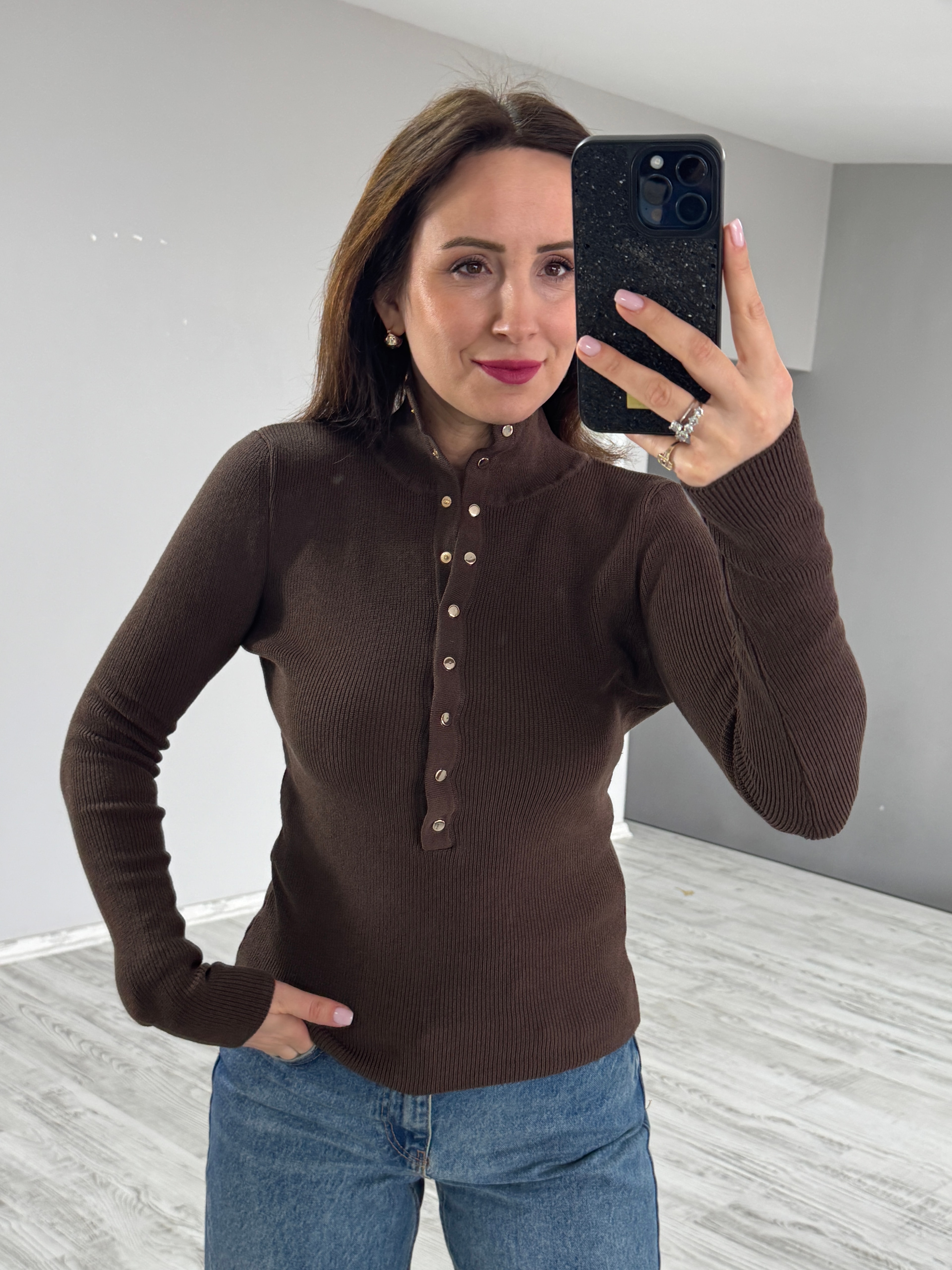 Düğmeli Dilvin Triko