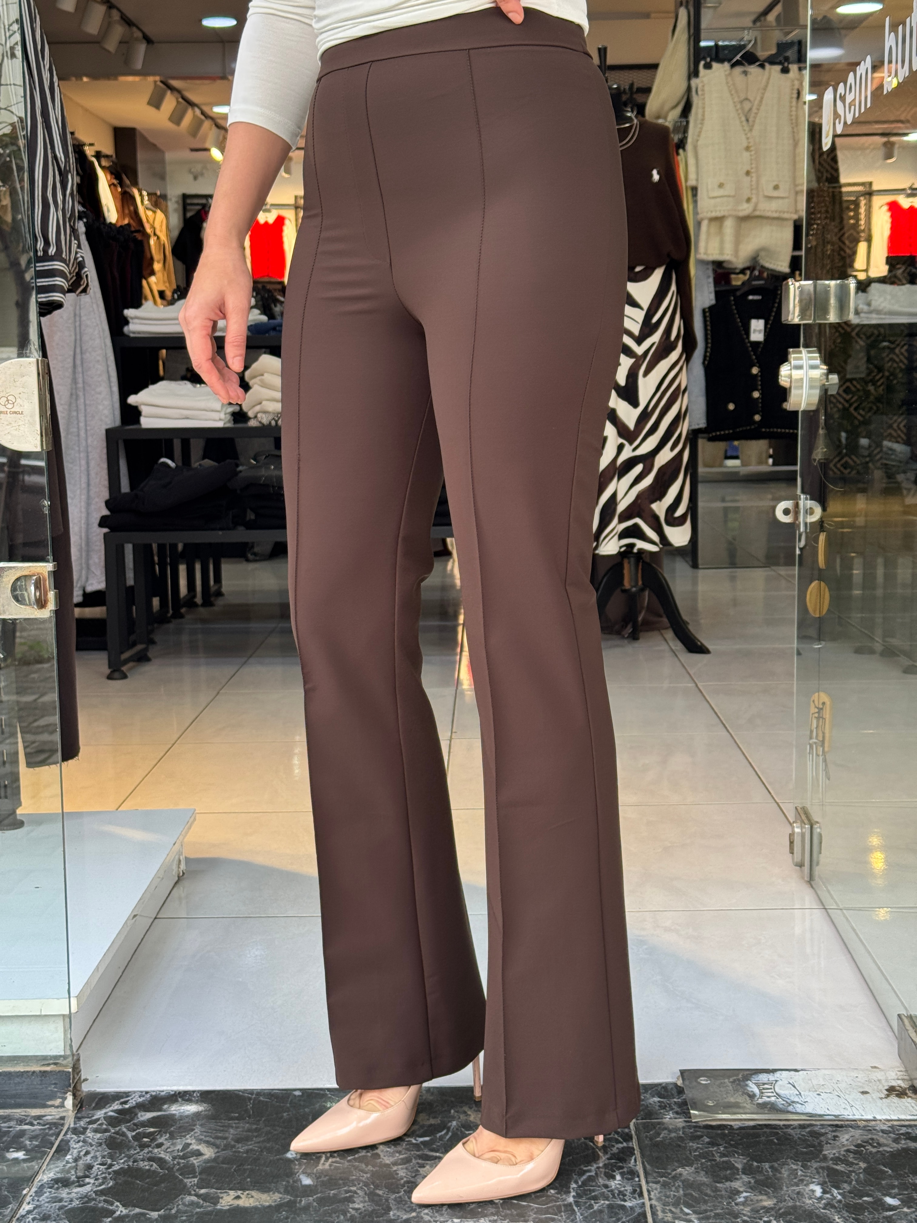 Ön Çimalı Toparlayıcı Pantolon