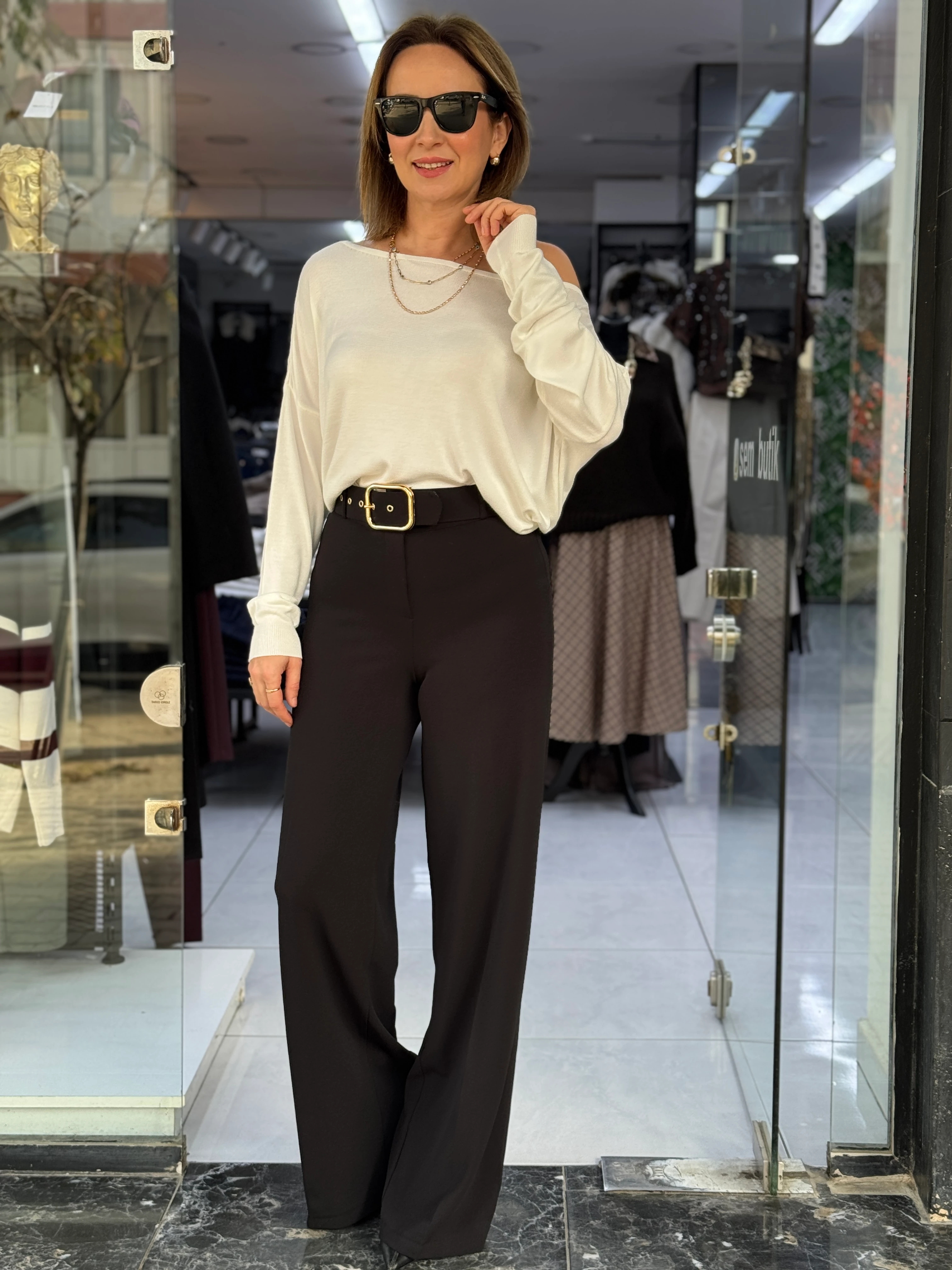 Kemerli Yüksek Bel Kumaş Pantolon