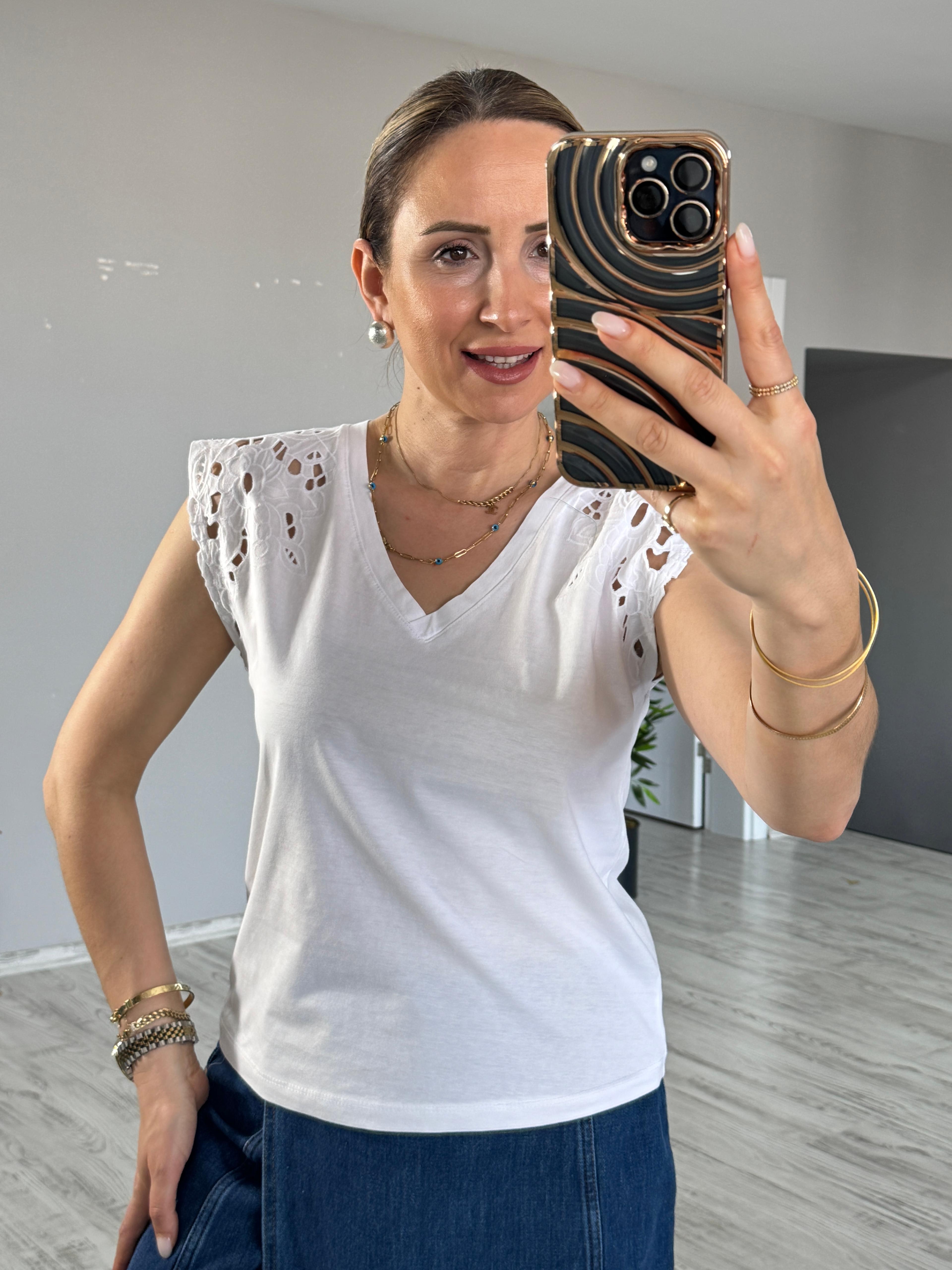 Fisto Detaylı Tshirt - Beyaz