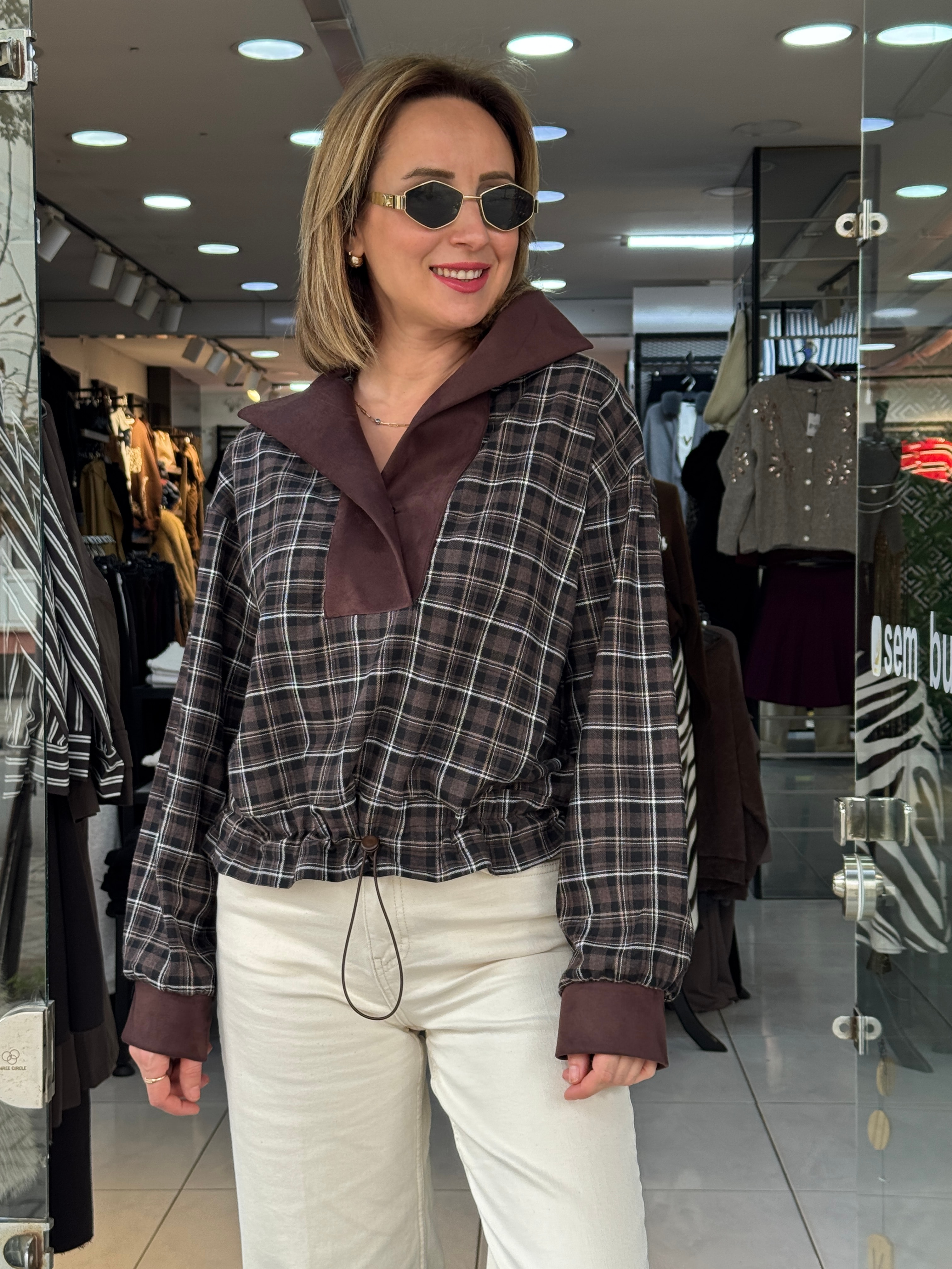 Nubuk Yaka Detaylı Ekose Sweat