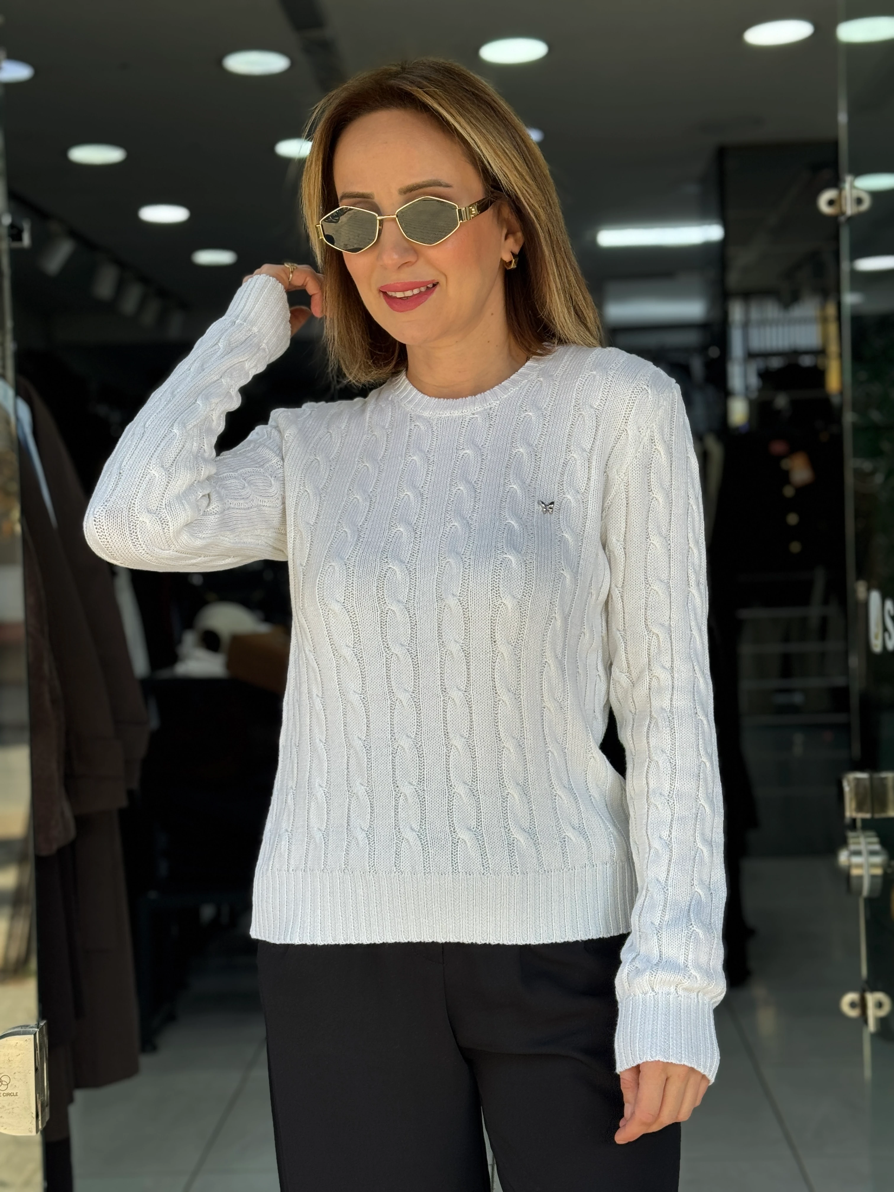 Kurdele Detay Saç Örme Kazak