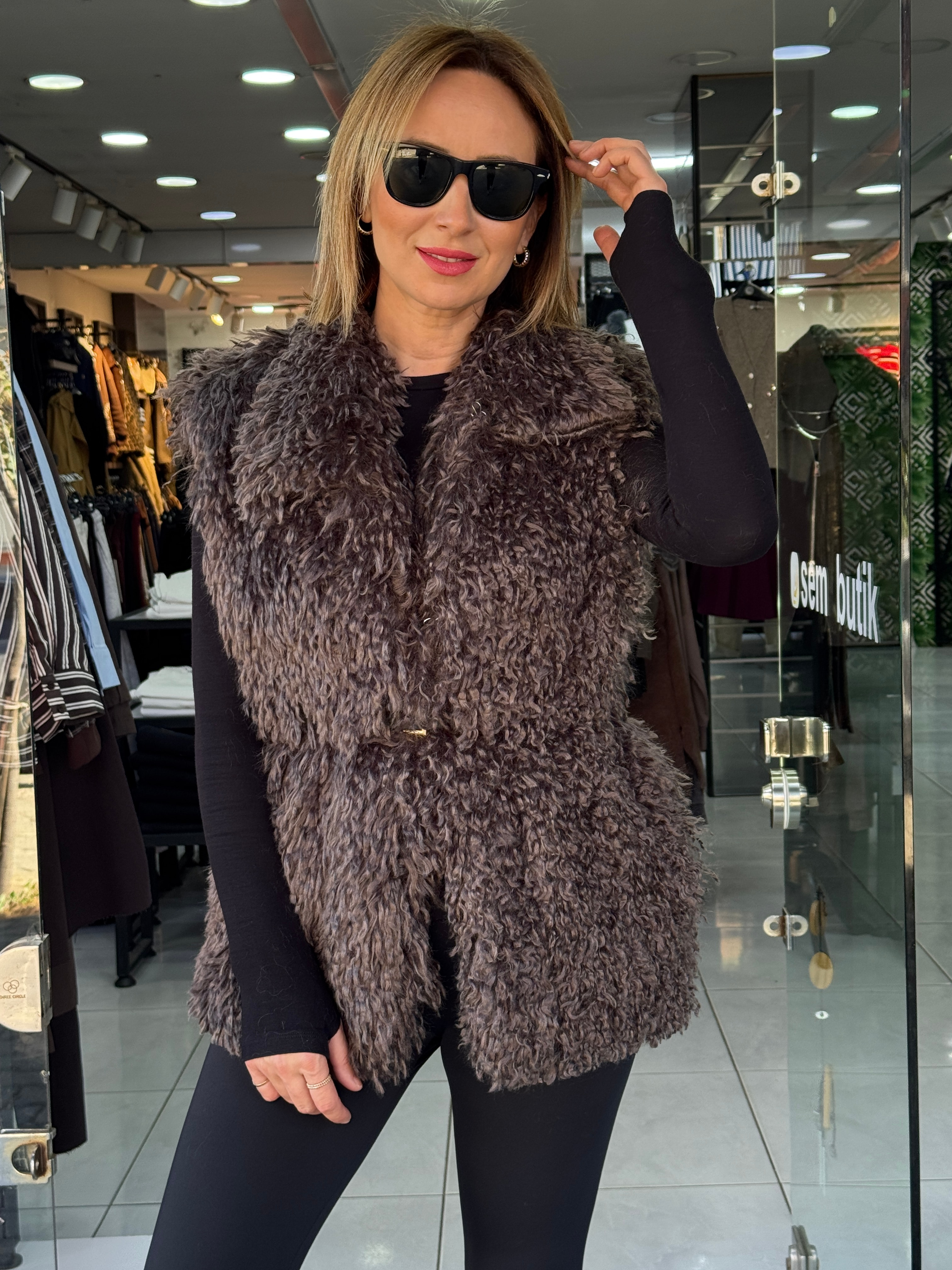 Uzun Tüğlü Kemerli Yelek