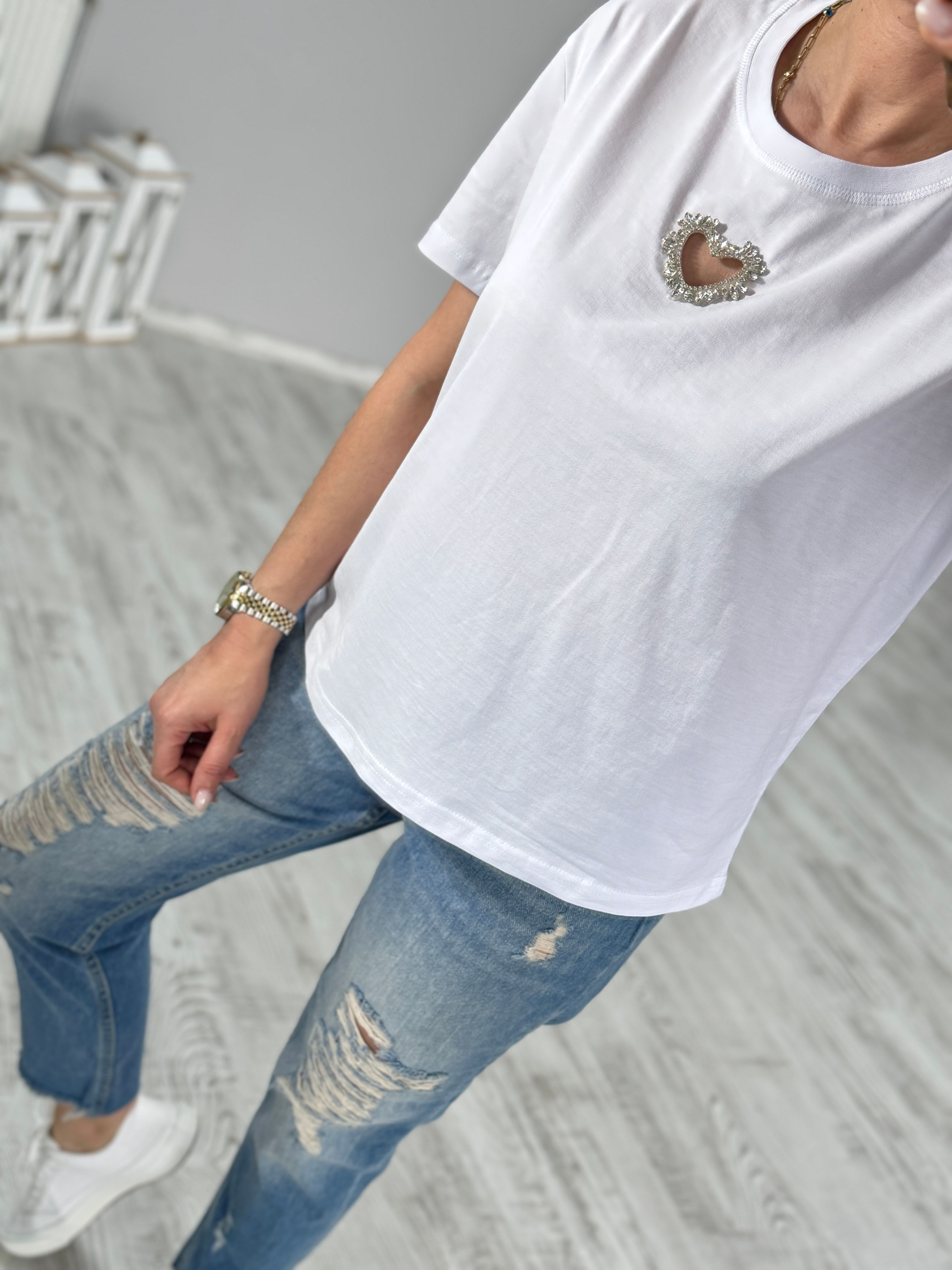 Ön Kalp Detaylı Tshirt