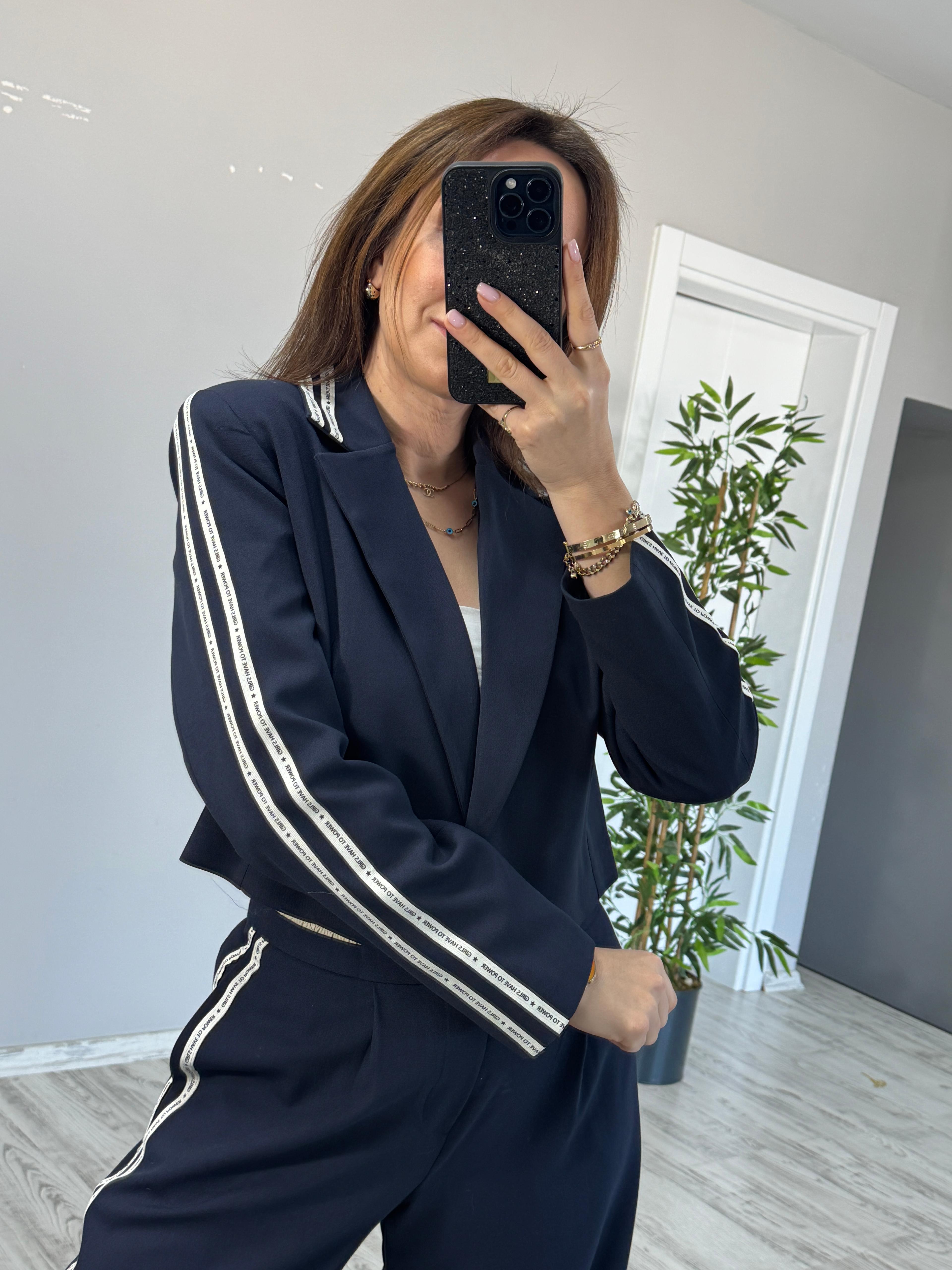 Lacivert Yazı Detaylı Blazer