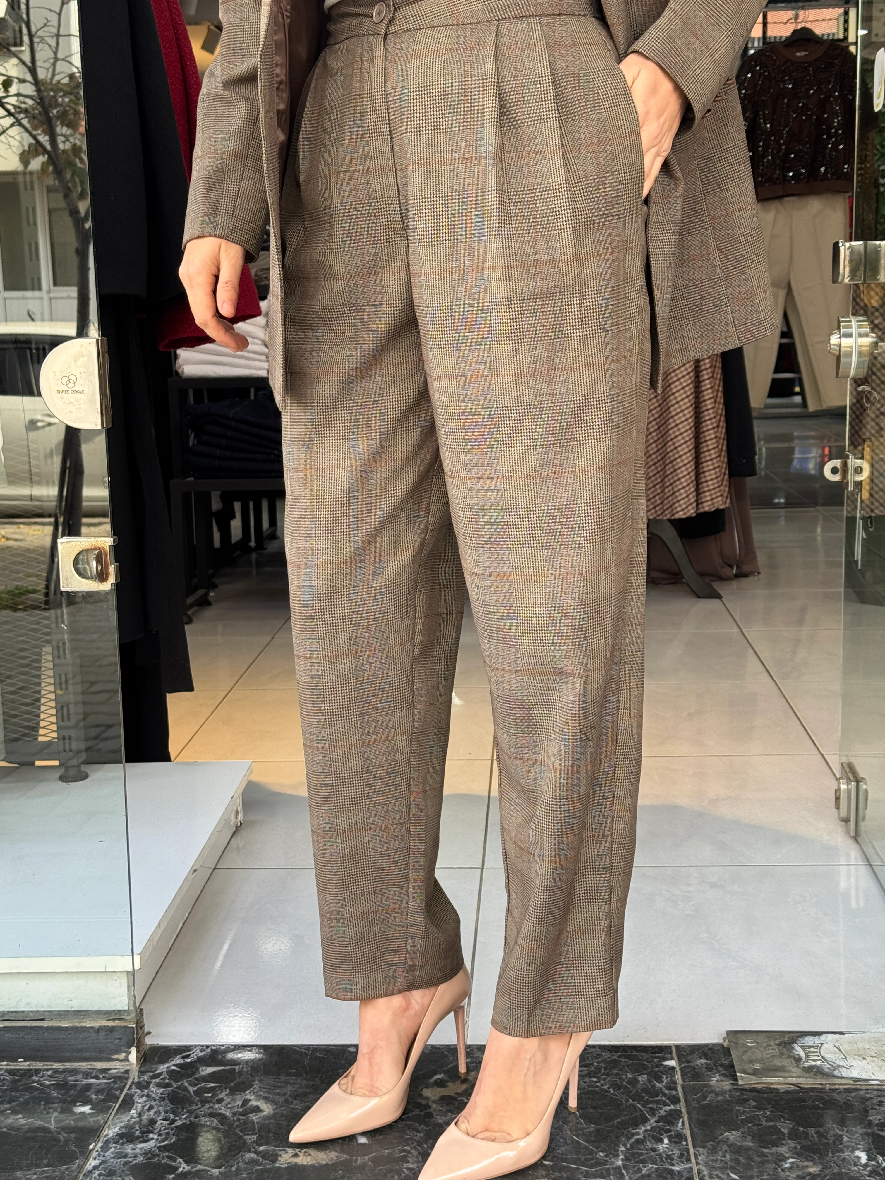 Ekose Blazer Ceketli Takım