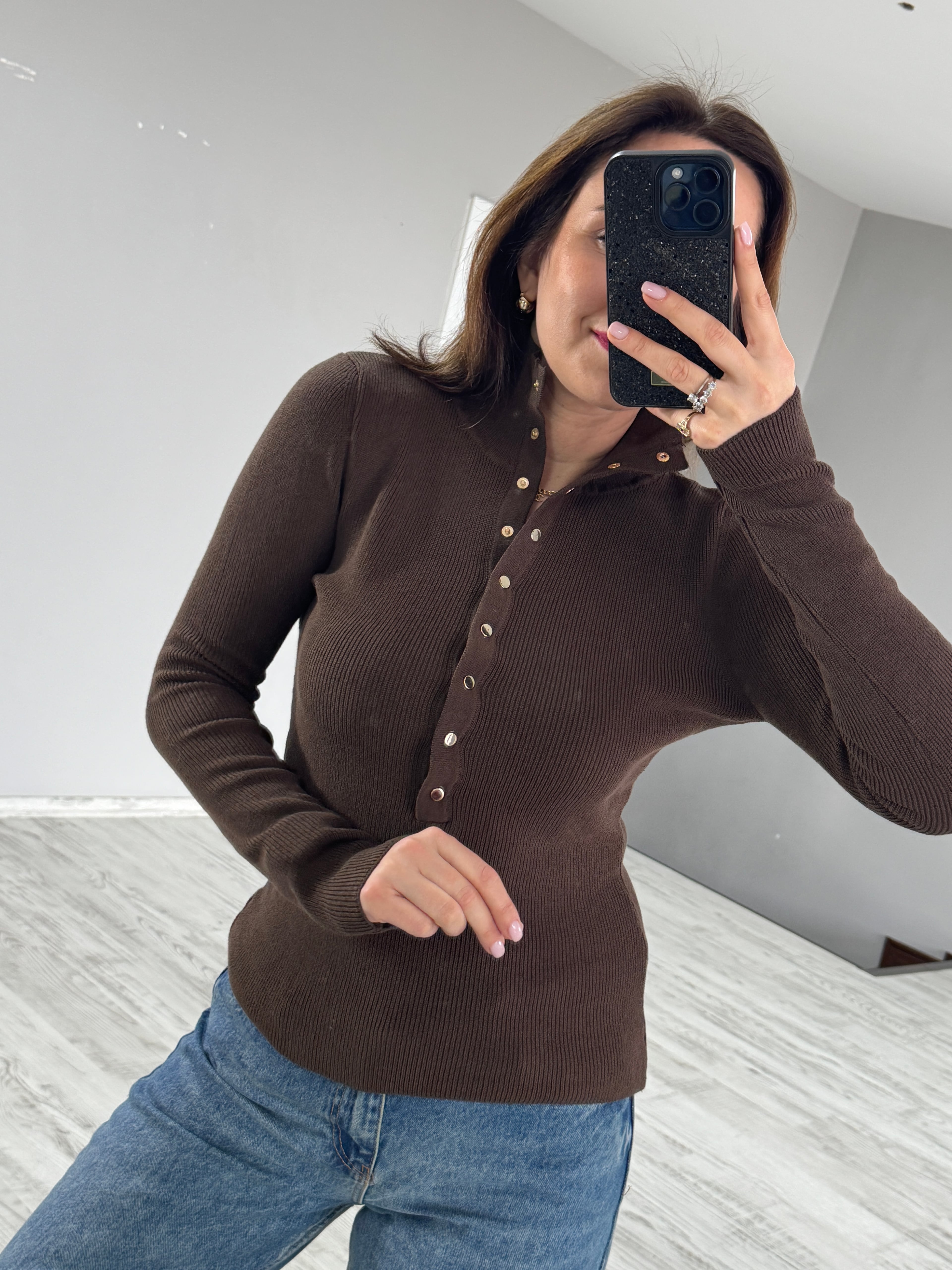 Düğmeli Dilvin Triko