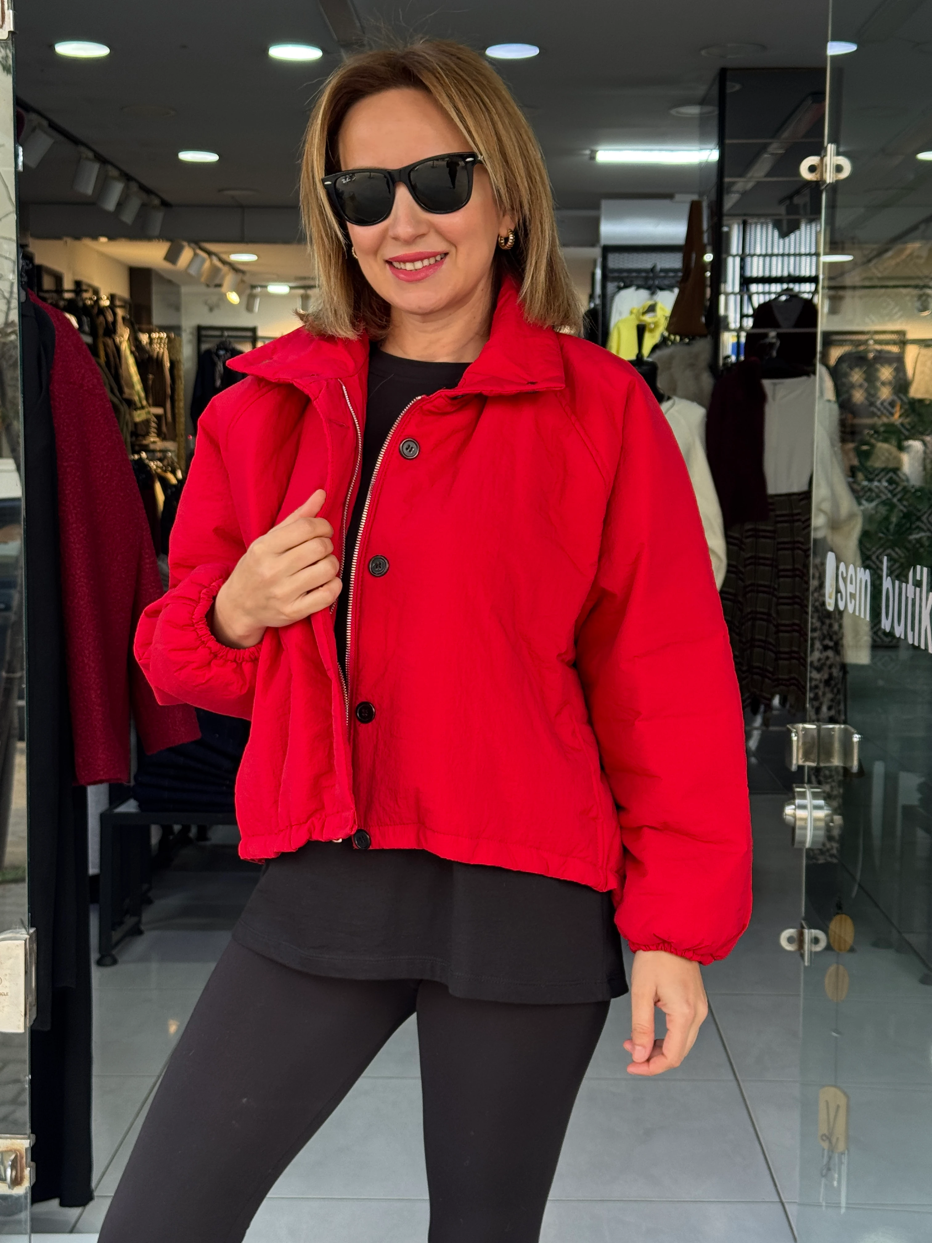 Kırmızı Oversize Şişme Mont