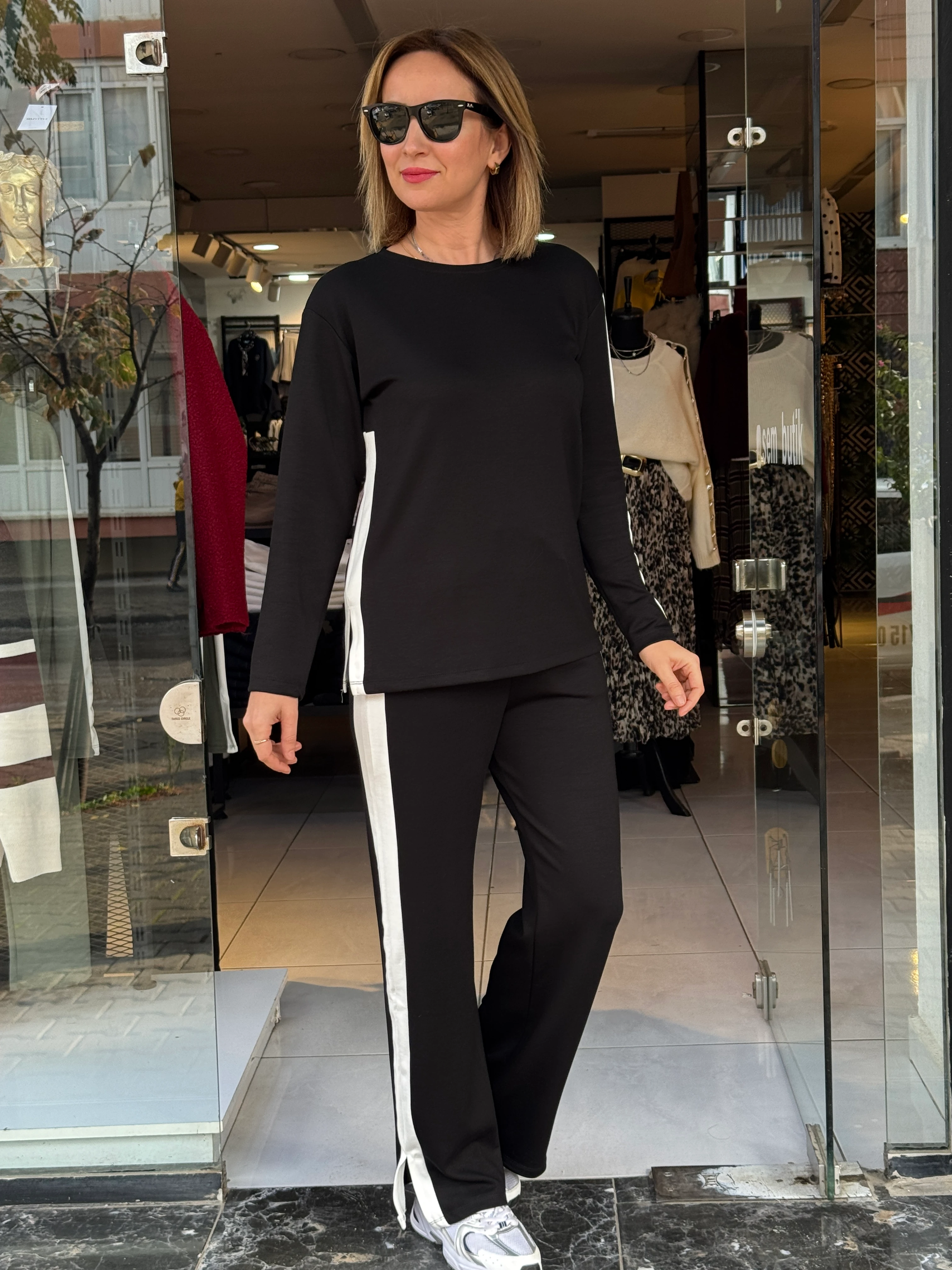 Yan Şeritli Modal Takım