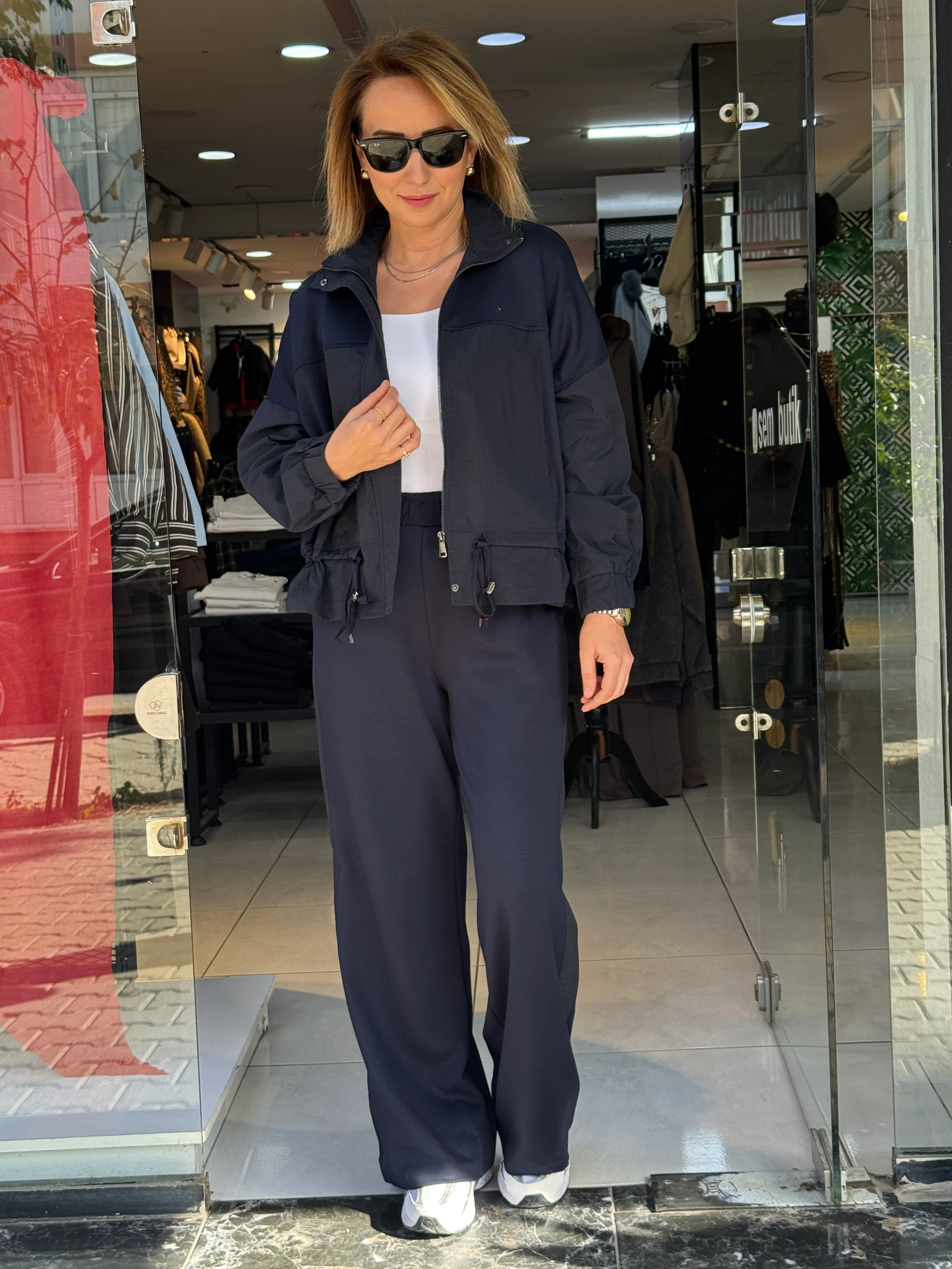 Lacivert Paraşüt Detaylı Takım