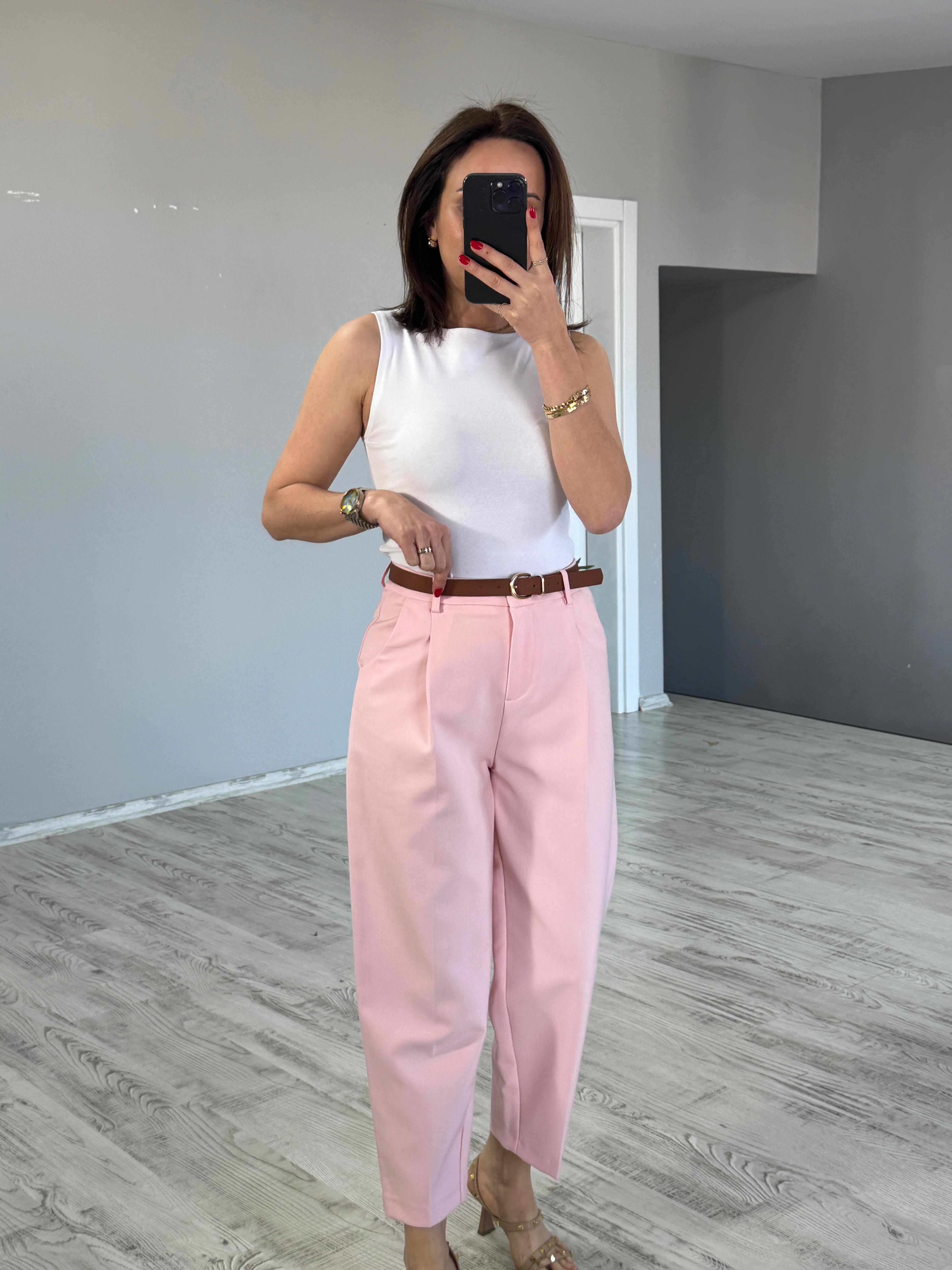 Kemerli Havuç Fit Pantolon