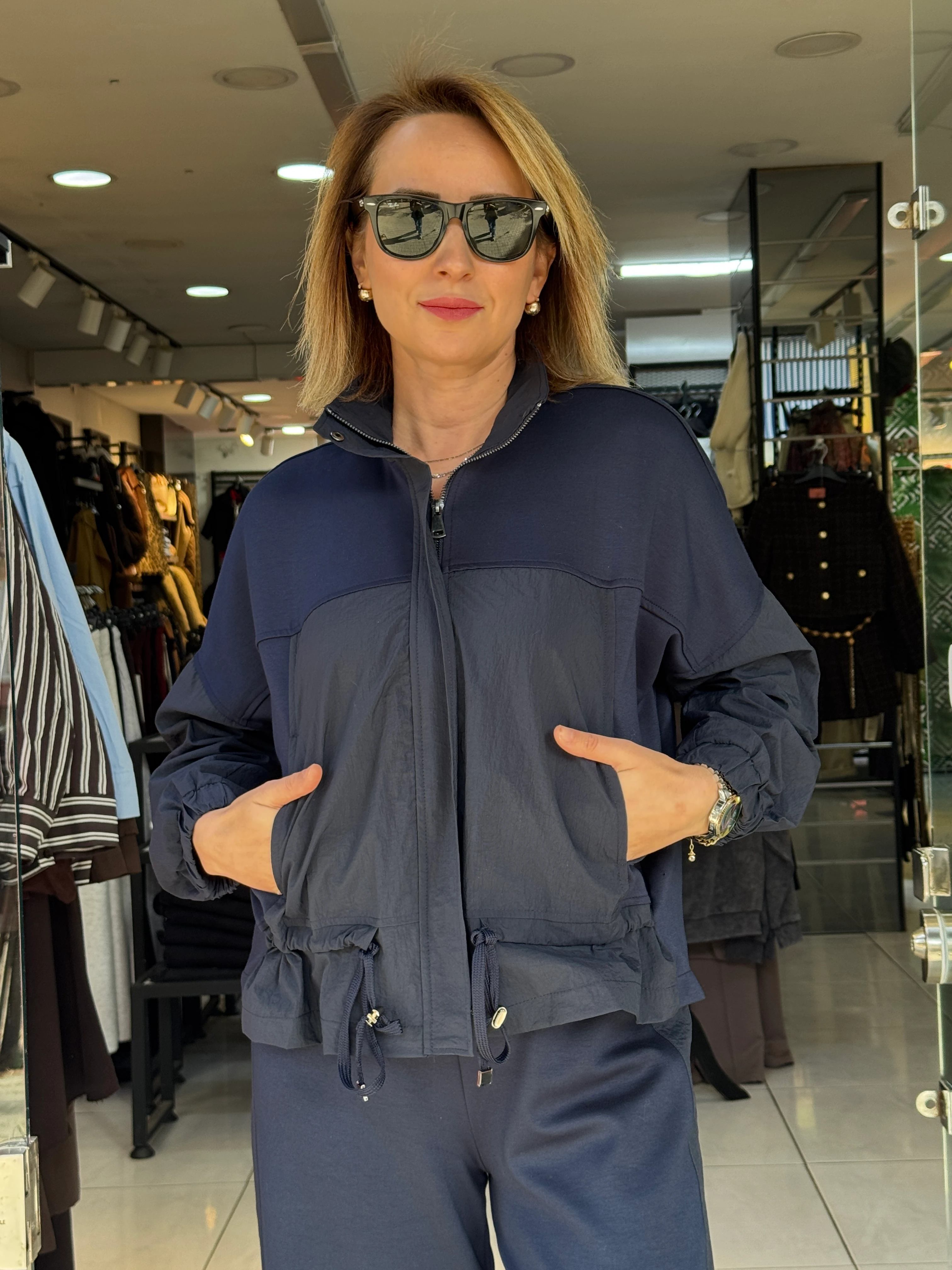 Lacivert Paraşüt Detaylı Takım