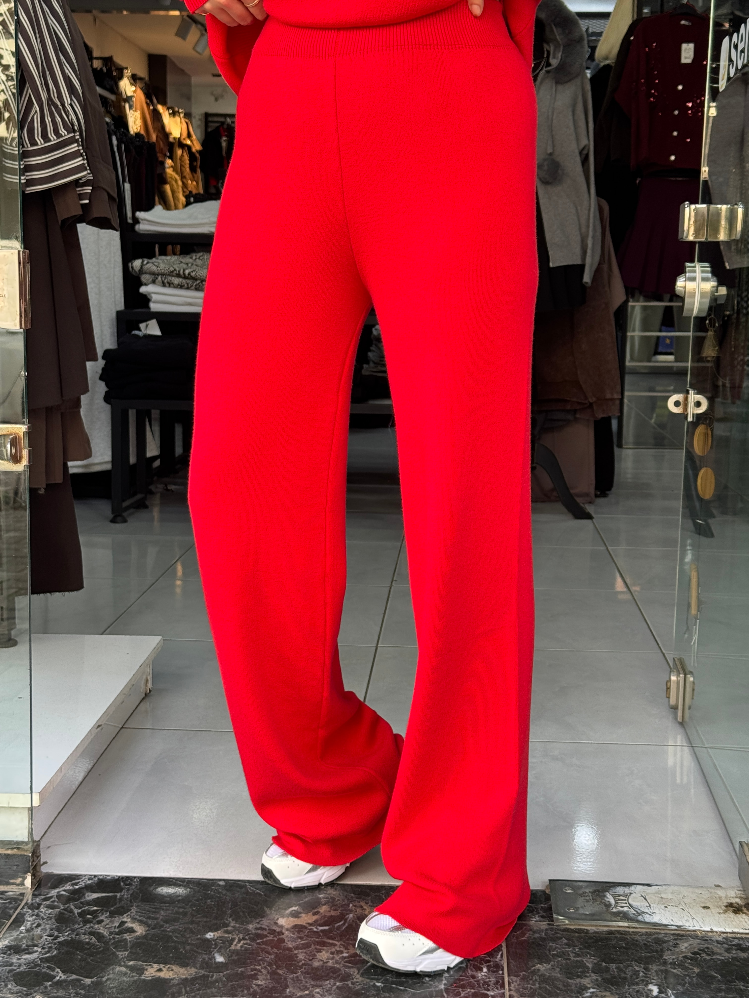 Kırmızı Triko Pantolon 