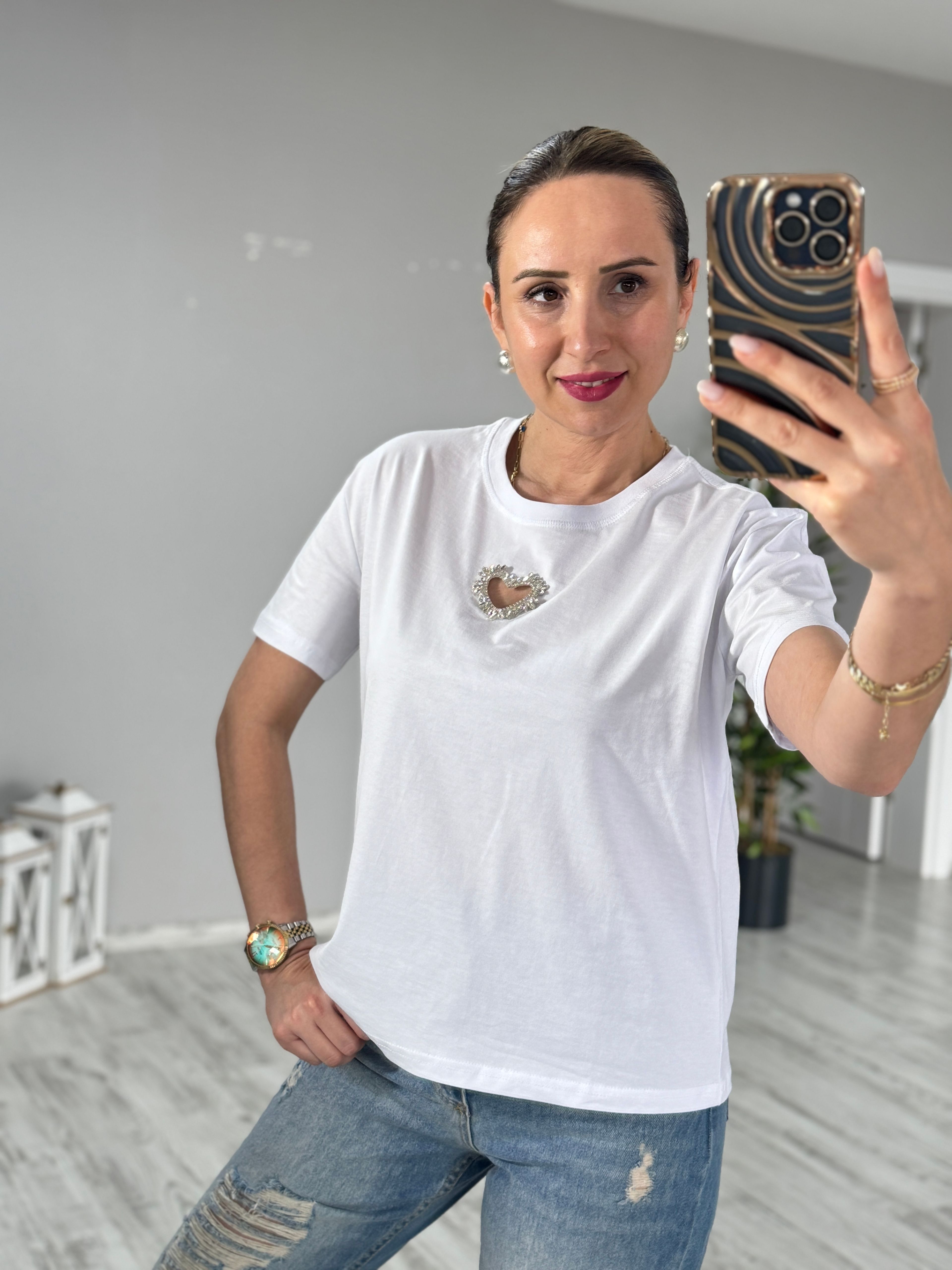 Ön Kalp Detaylı Tshirt