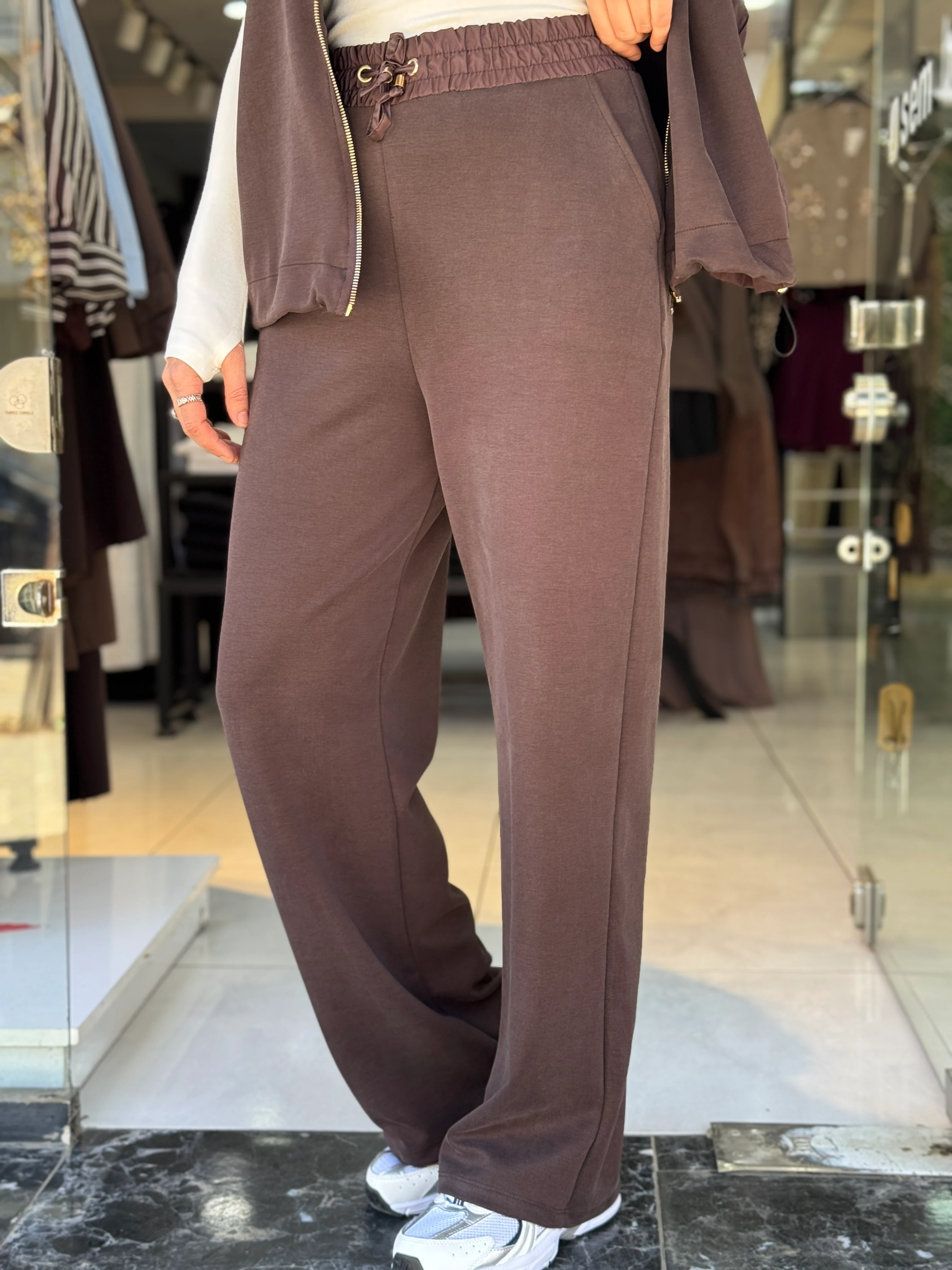 Paraşüt Detaylı Kahve Yelekli Takım