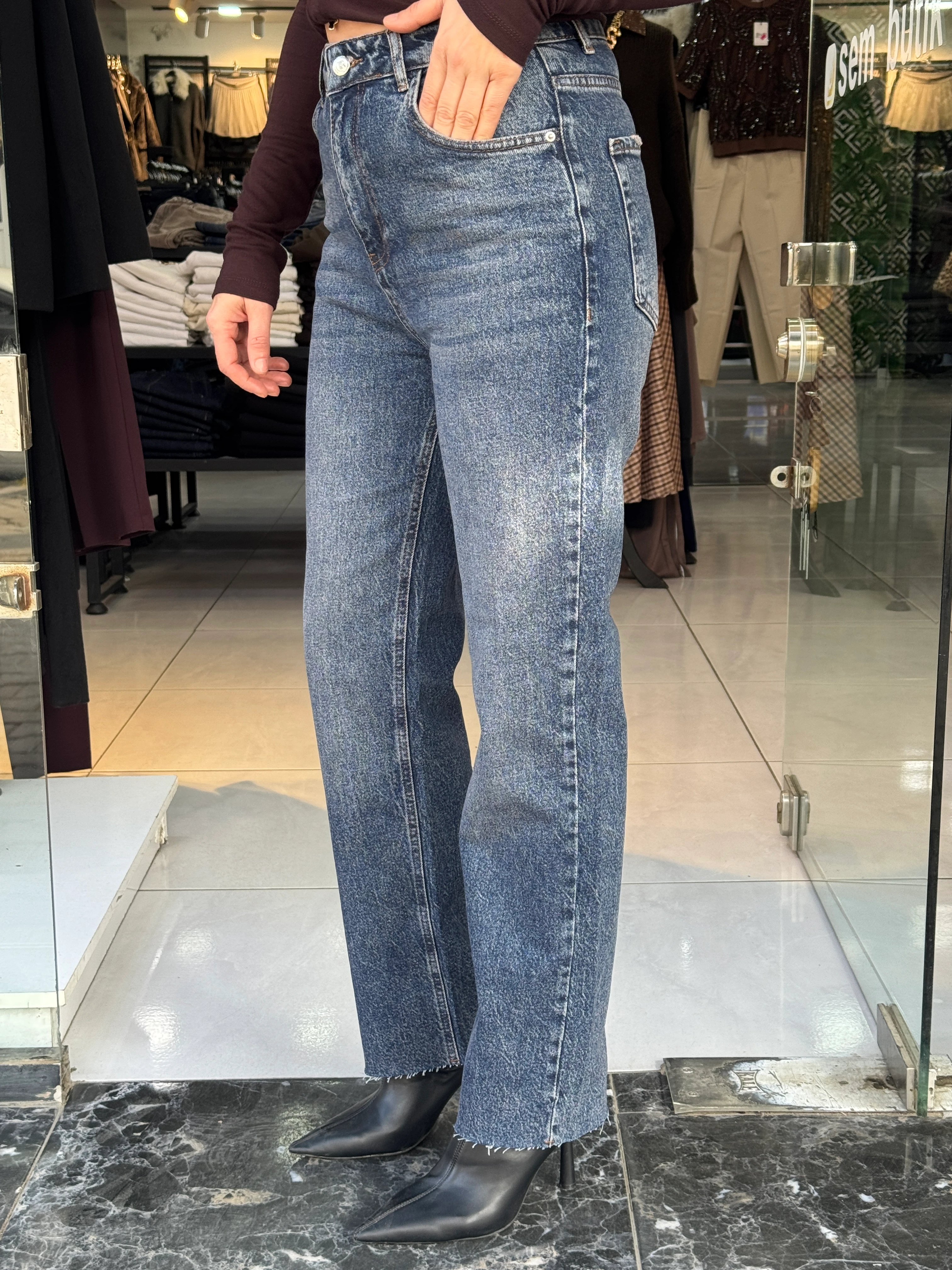 Lacivert Yıkamalı Jean