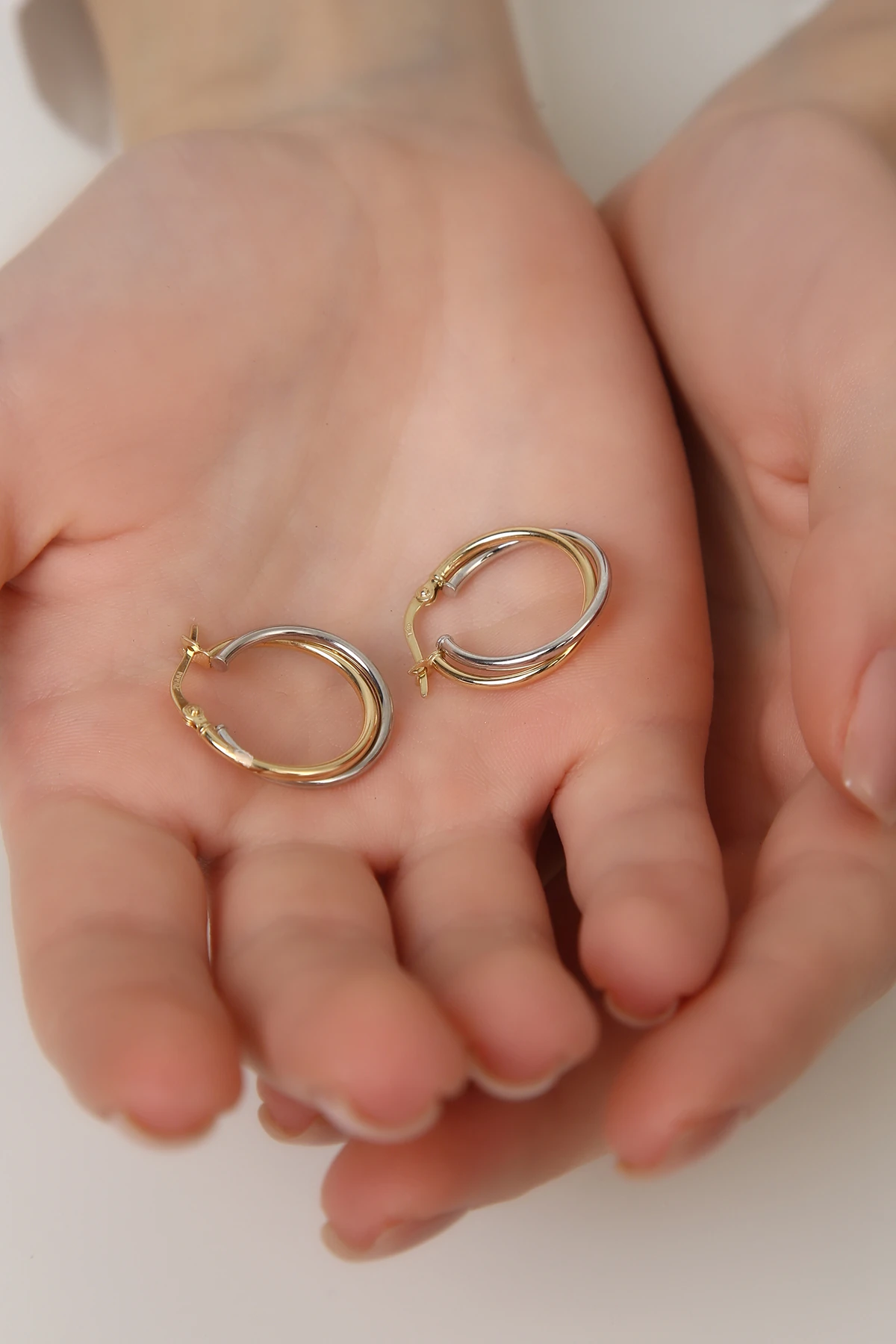 14 Ayar Altın Bombeli Ikili Halka Küpe Sarı-Beyaz 2 Cm