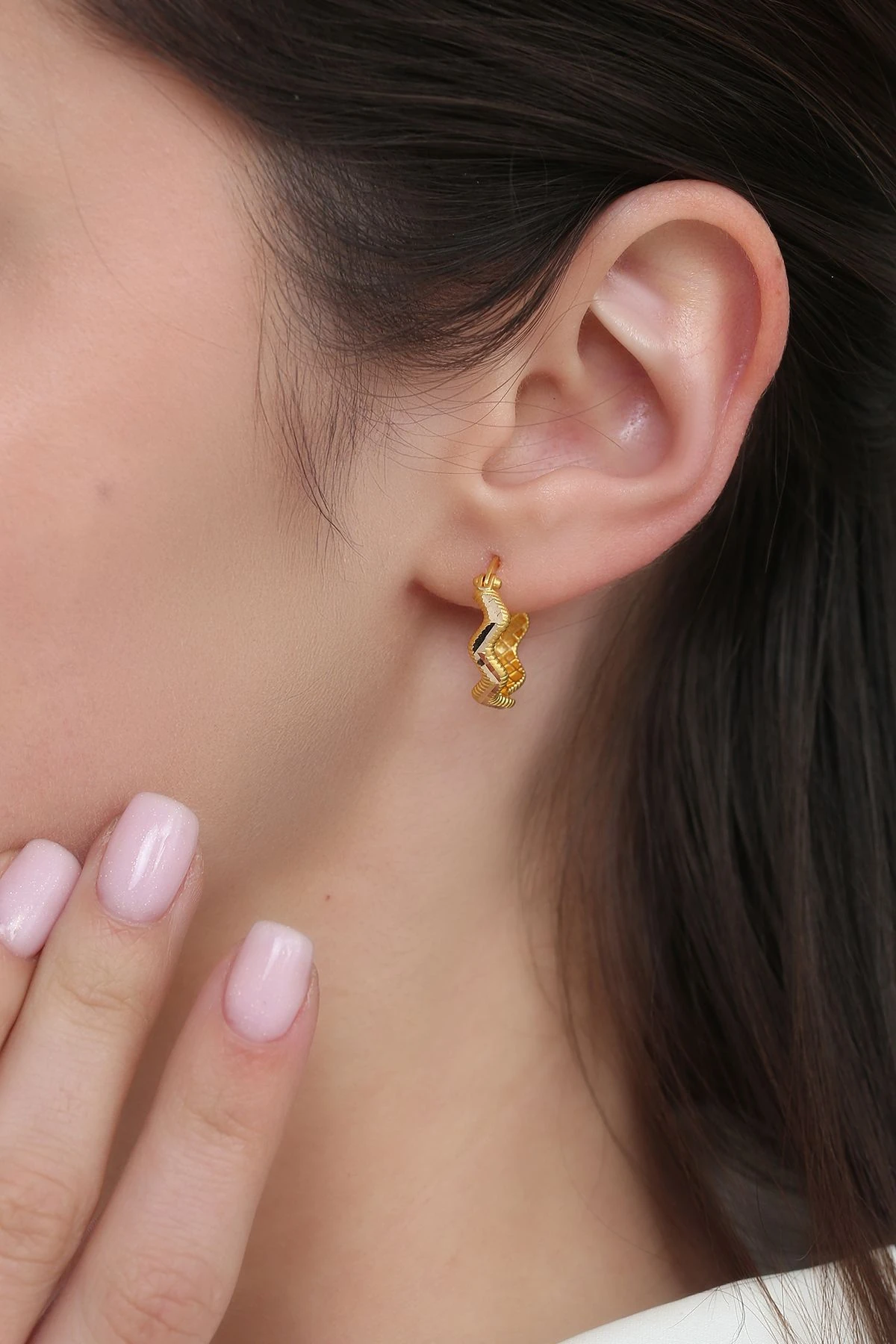 14 Ayar Altın Zigzag Küpe 1.6 Cm