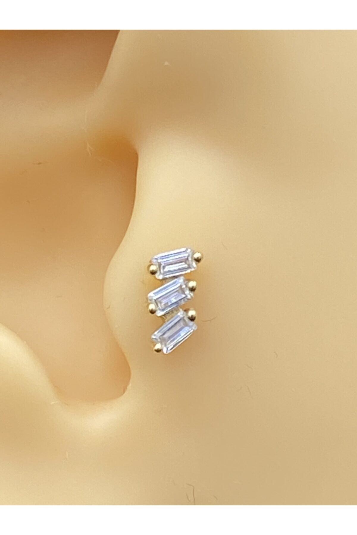 Altın Üçlü Baget Tragus Piercing