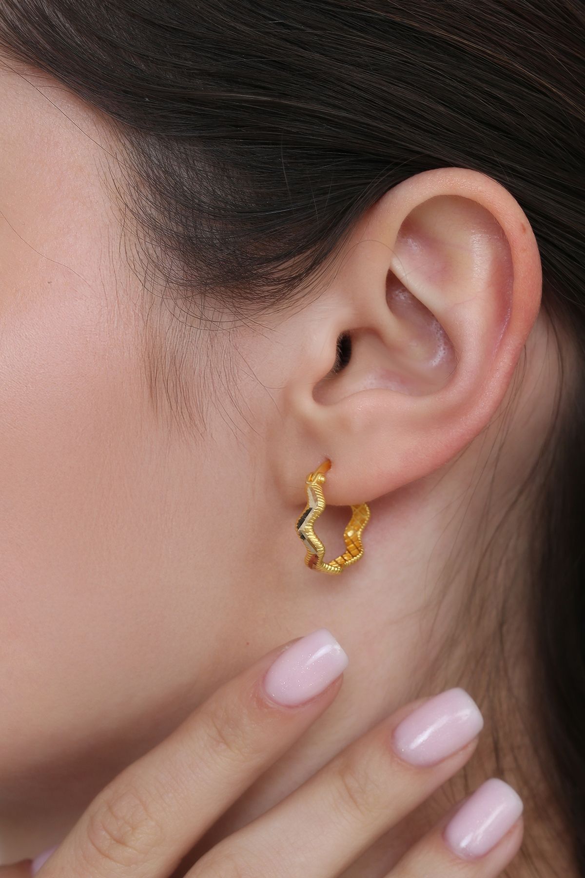 14 Ayar Altın Zigzag Küpe 1.6 Cm