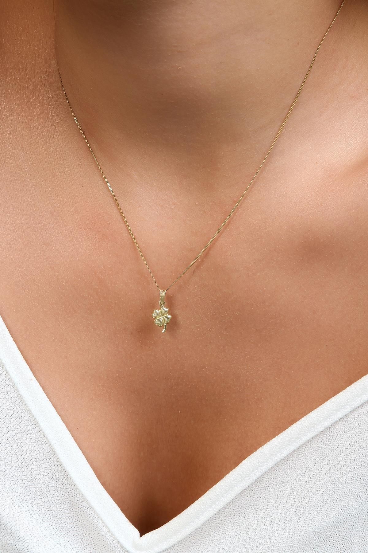 14 Ayar Altın Bombeli Çift Taraflı Mini Yonca Kolye Ucu