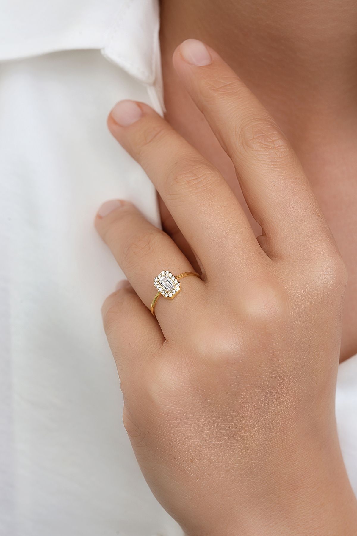 Altınkesesi 8 Ayar Altın Baget Yüzük