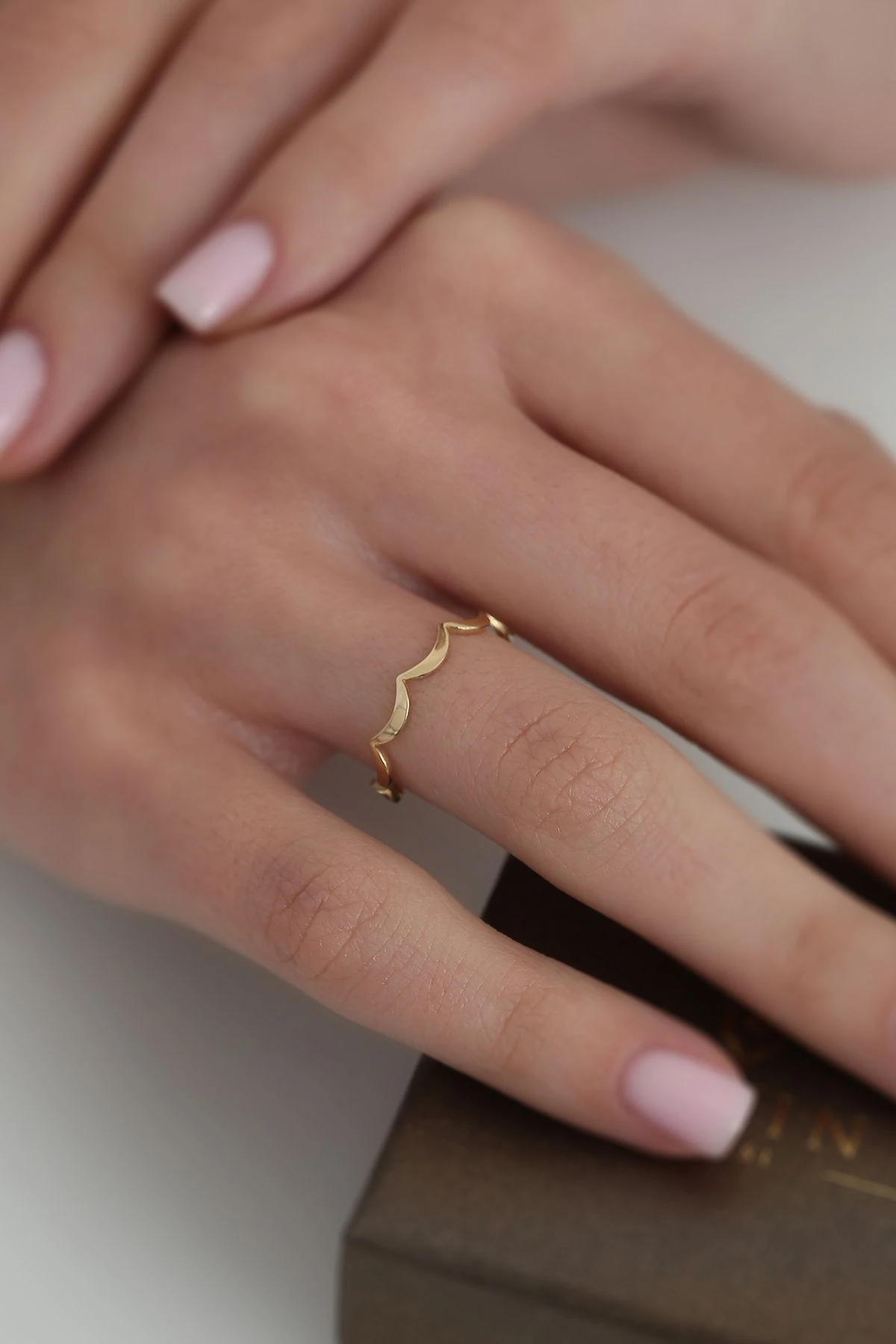 14 Ayar Altın Dalga Yüzük