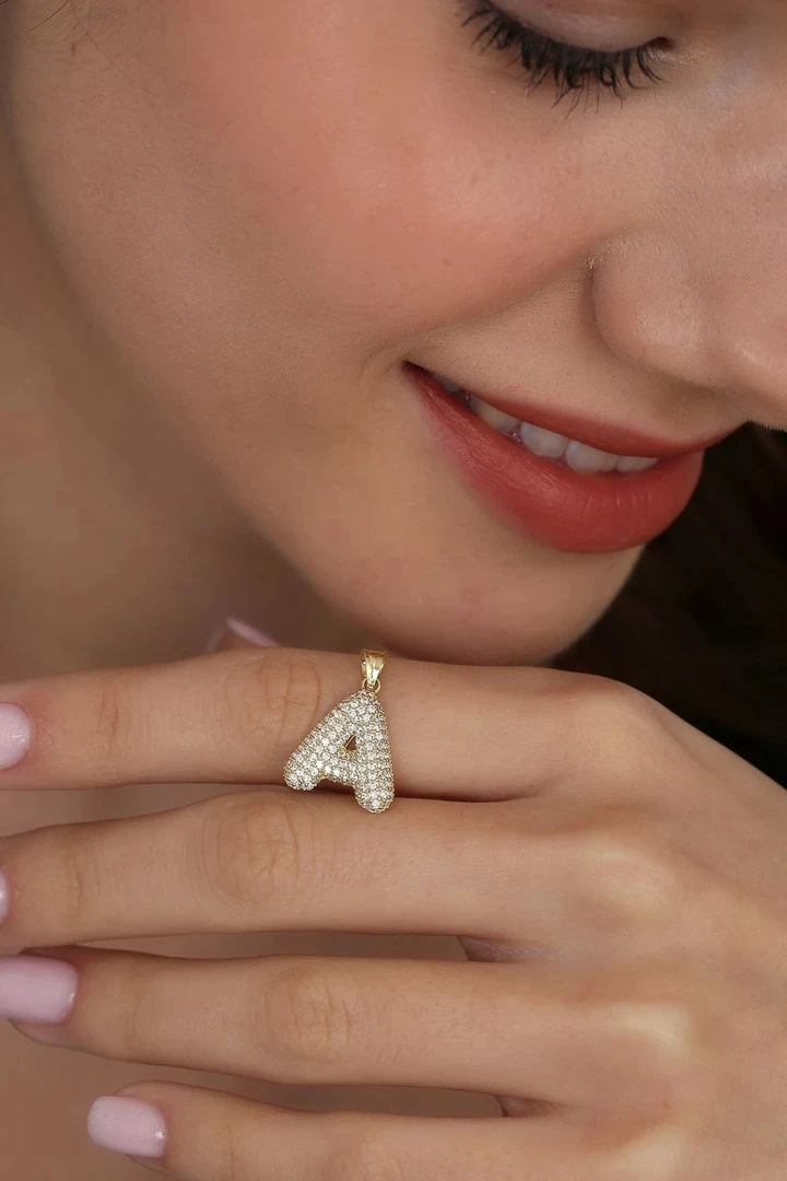 Altınkesesi 14 Ayar Altın Taşlı Harf Kolye Ucu