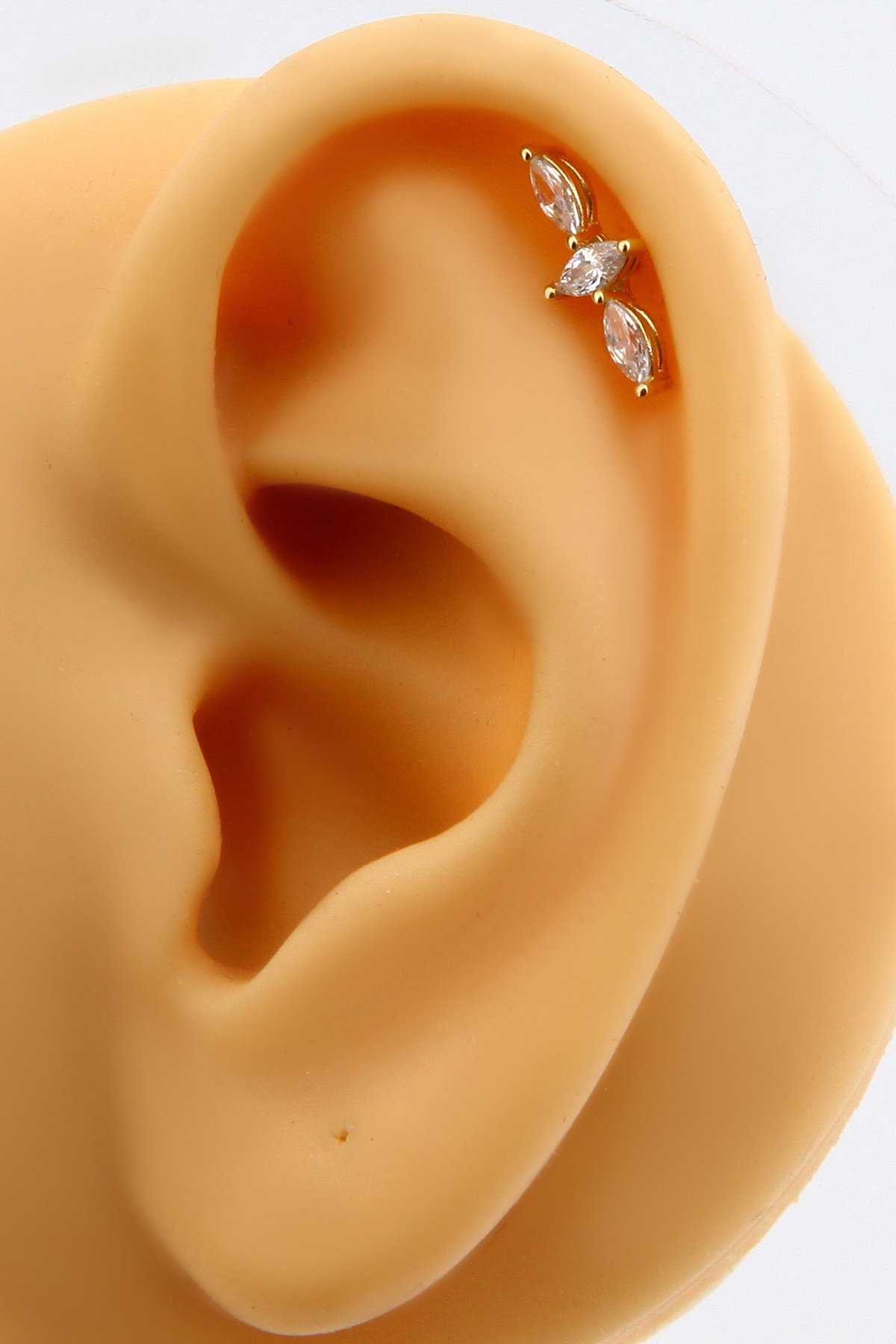 Altın Markiz Kelebek Piercing Tragus Helix