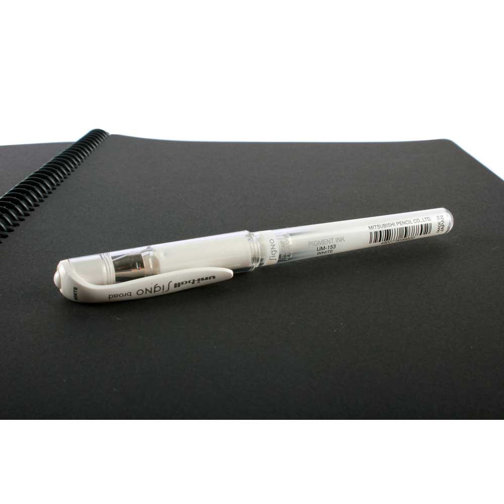 Uni-Ball Roller Kalem Broad 1.0 mm Beyaz