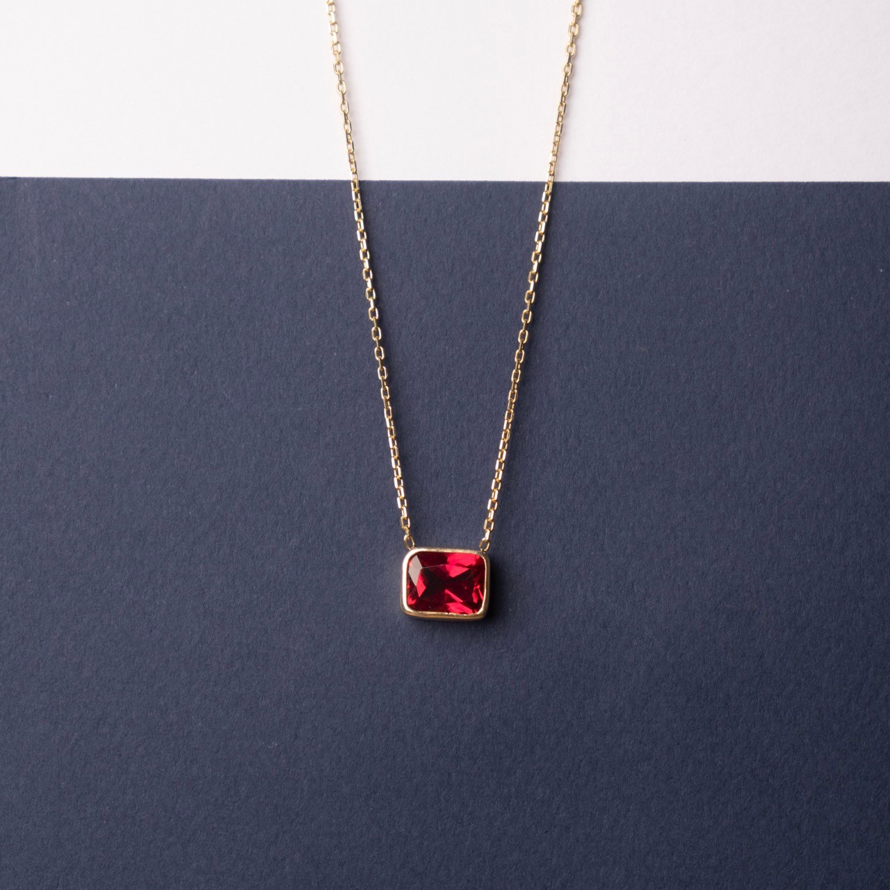 Garnet Kolye