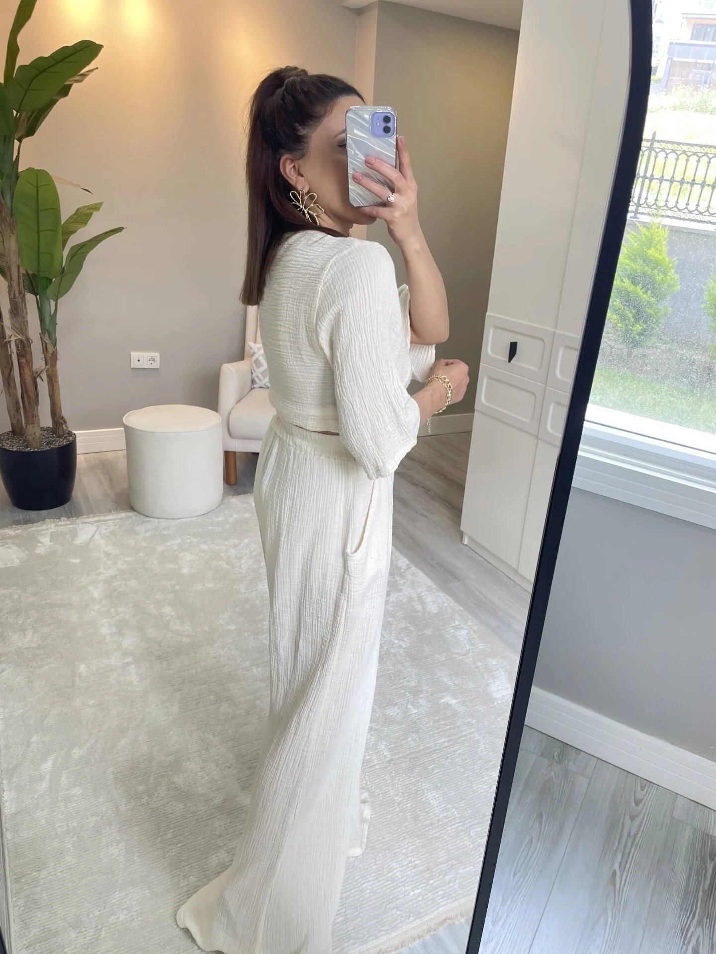 Müslin Kumaş Bağlama Detaylı Crop Bluz-Pantolon İkili Takım