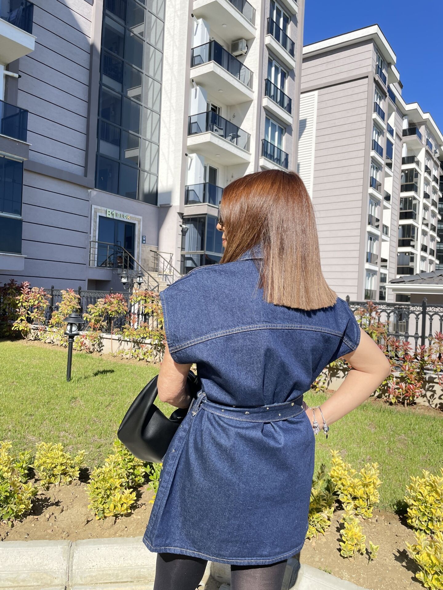 Luna Zımba Detaylı Kemerli Denim Yelek