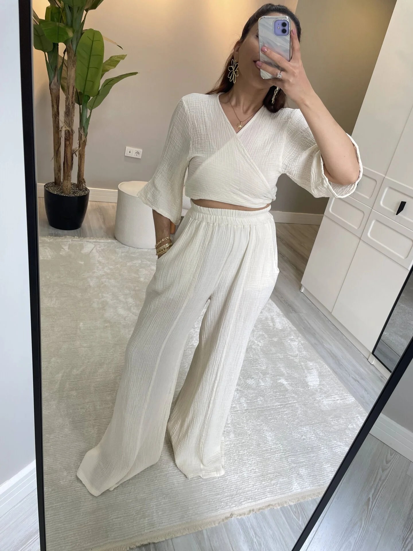 Müslin Kumaş Bağlama Detaylı Crop Bluz-Pantolon İkili Takım