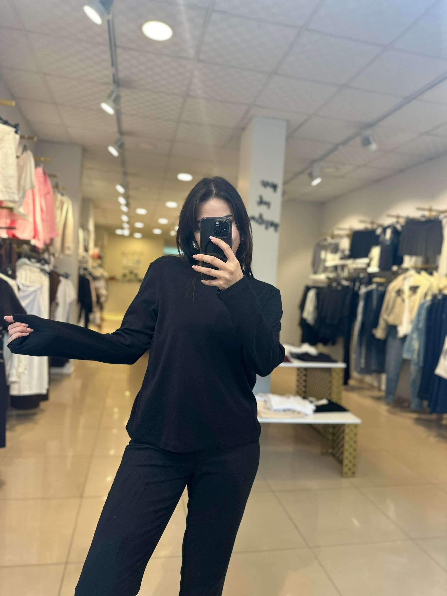 Basic Siyah Sweatshirt