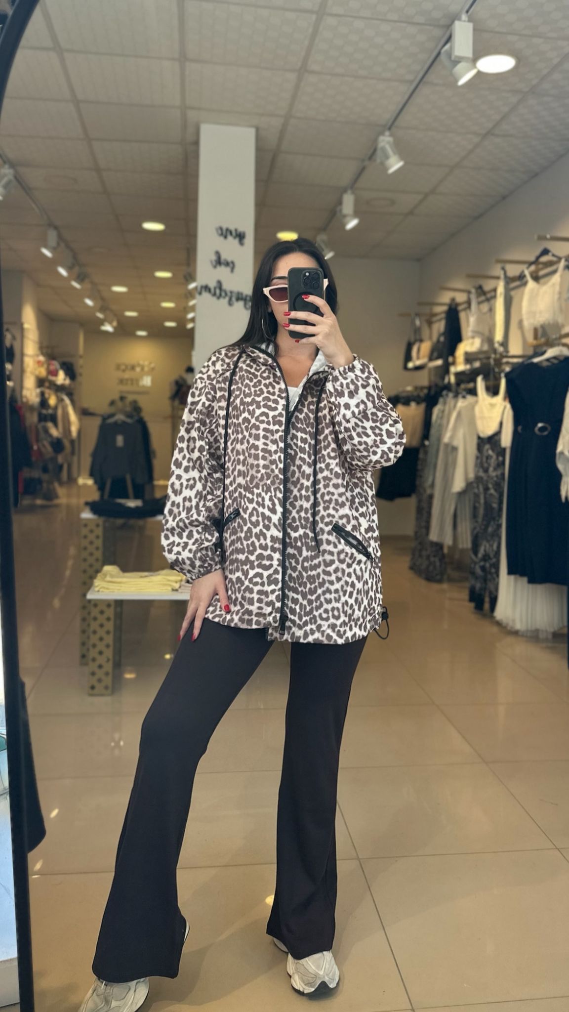 Leopar Desen Yağmurluk
