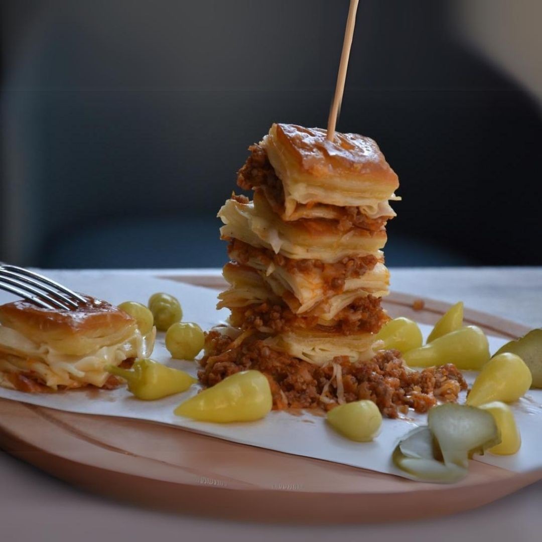 Kıymalı Adana Akışkanlı Börek