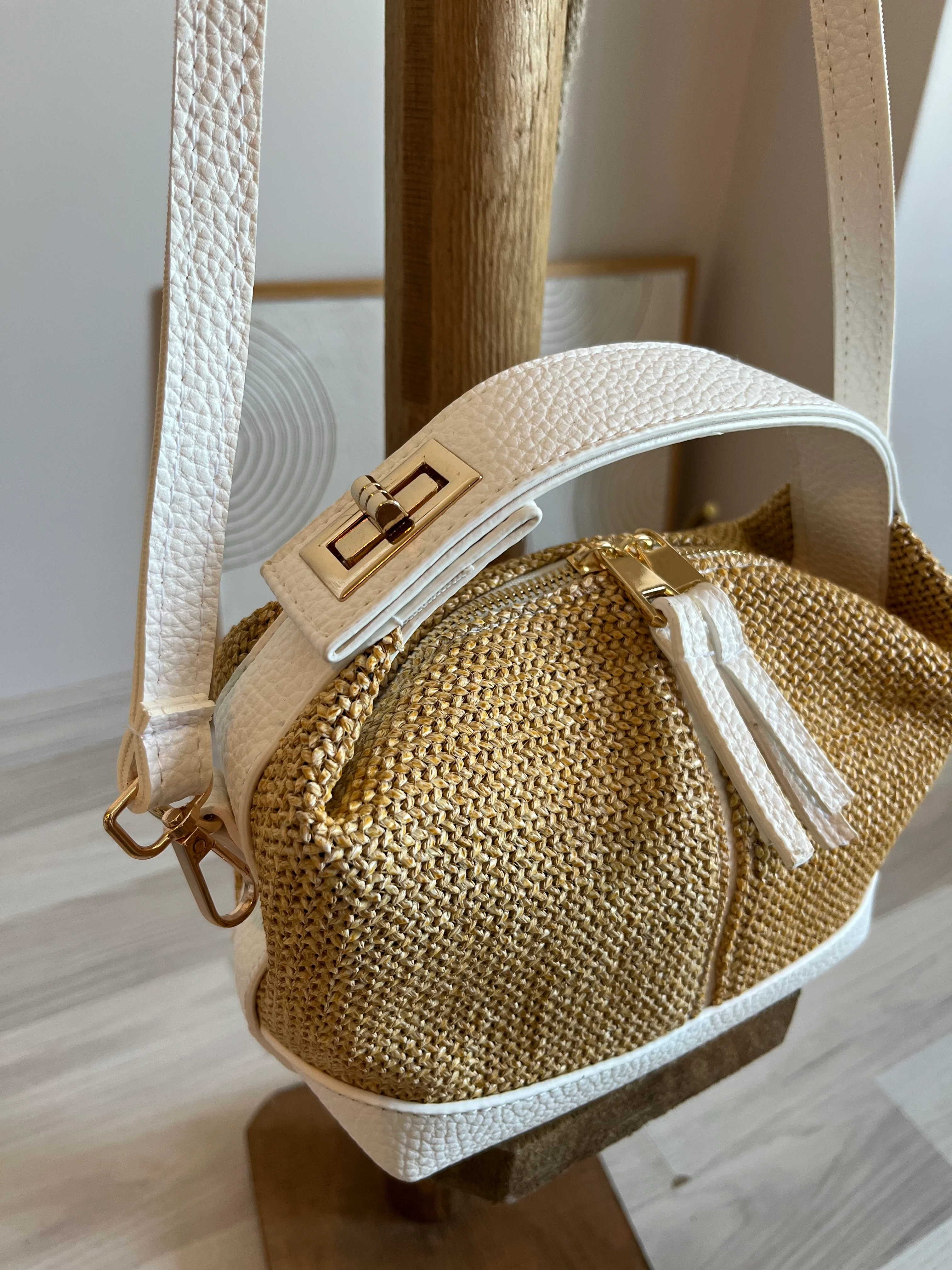 Dokulu El Çantası Hasır