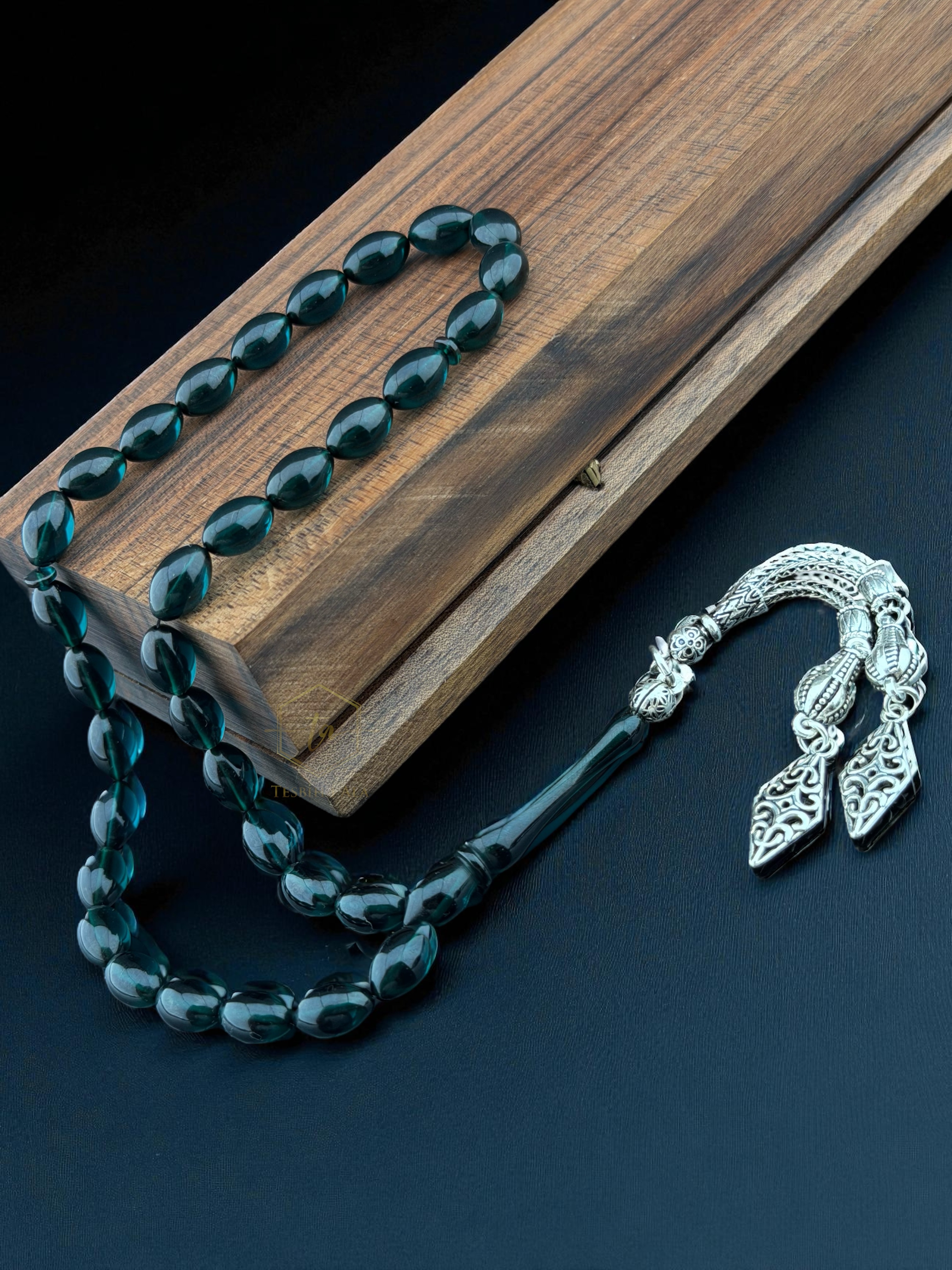 Gümüş Kaplama Alpaka Püsküllü Ateş Kehribarı 