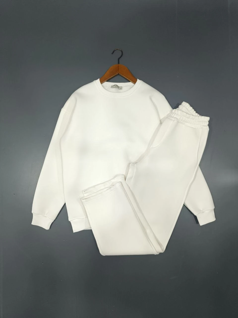 3 İPLİK PAMUKLU KOMPAKT PENYE EŞOFMAN TAKIMI - BEYAZ