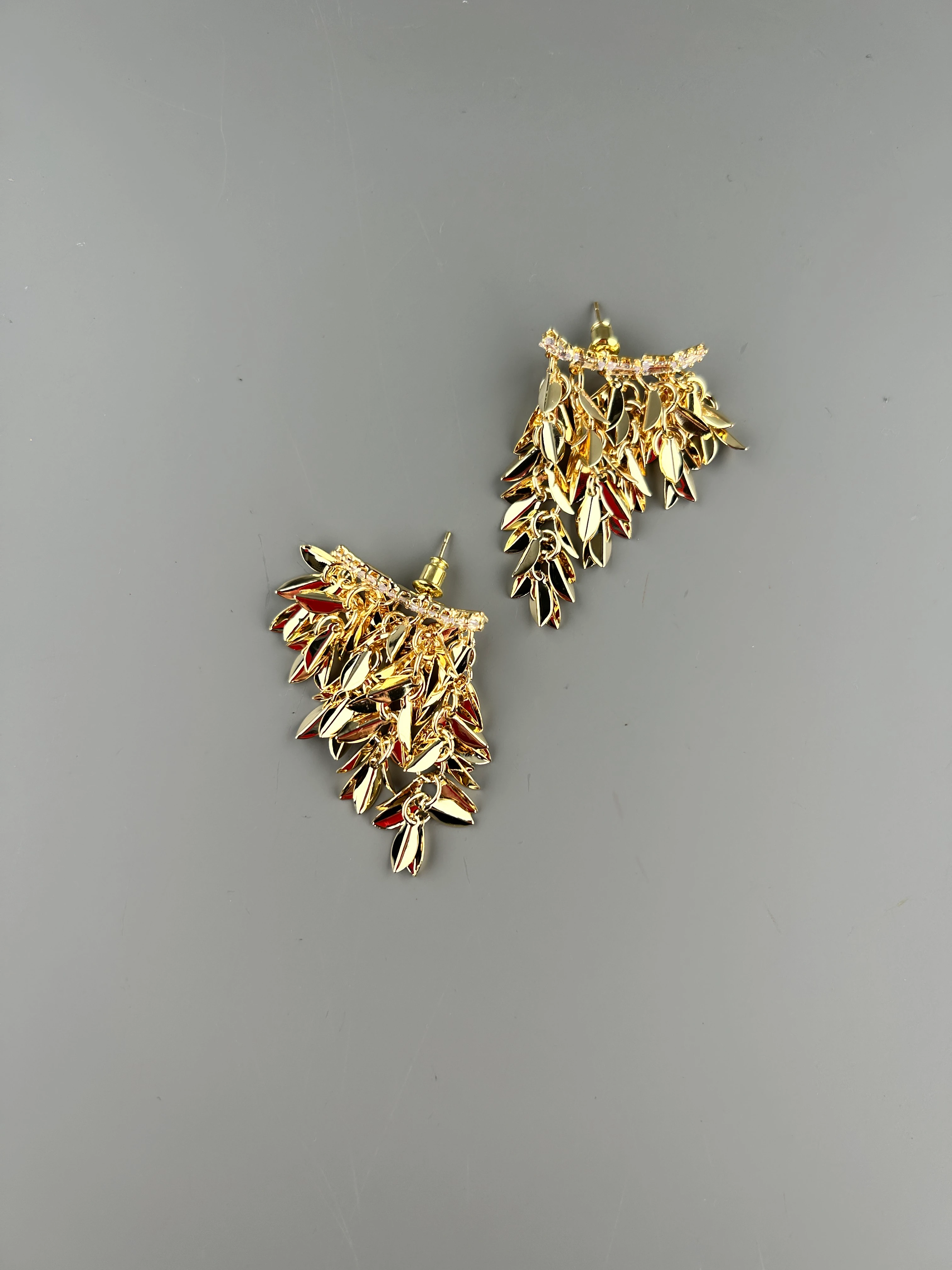 Zirkon Taşlı Çelik Küpe