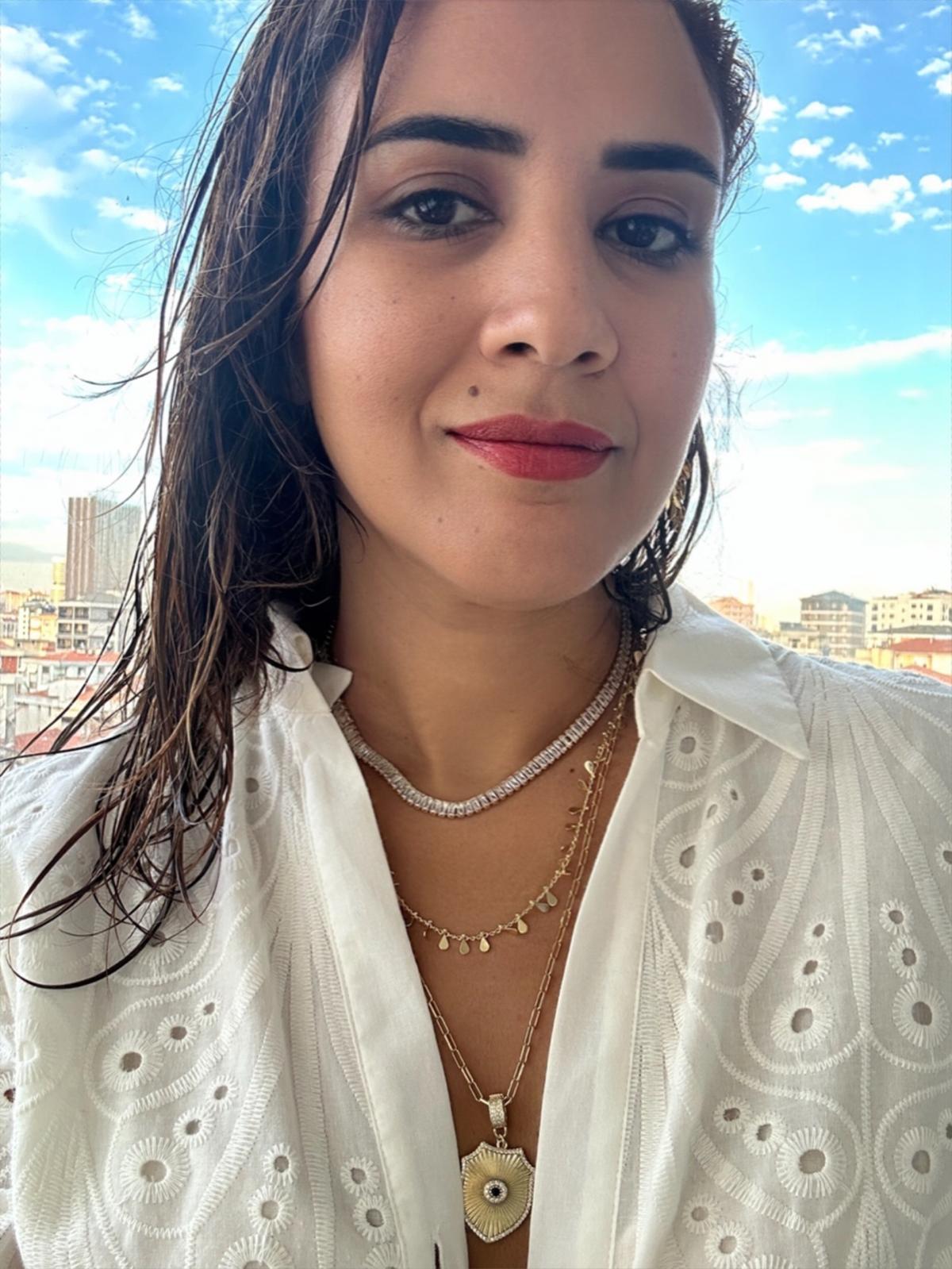 Taşlı Çelik Kolye