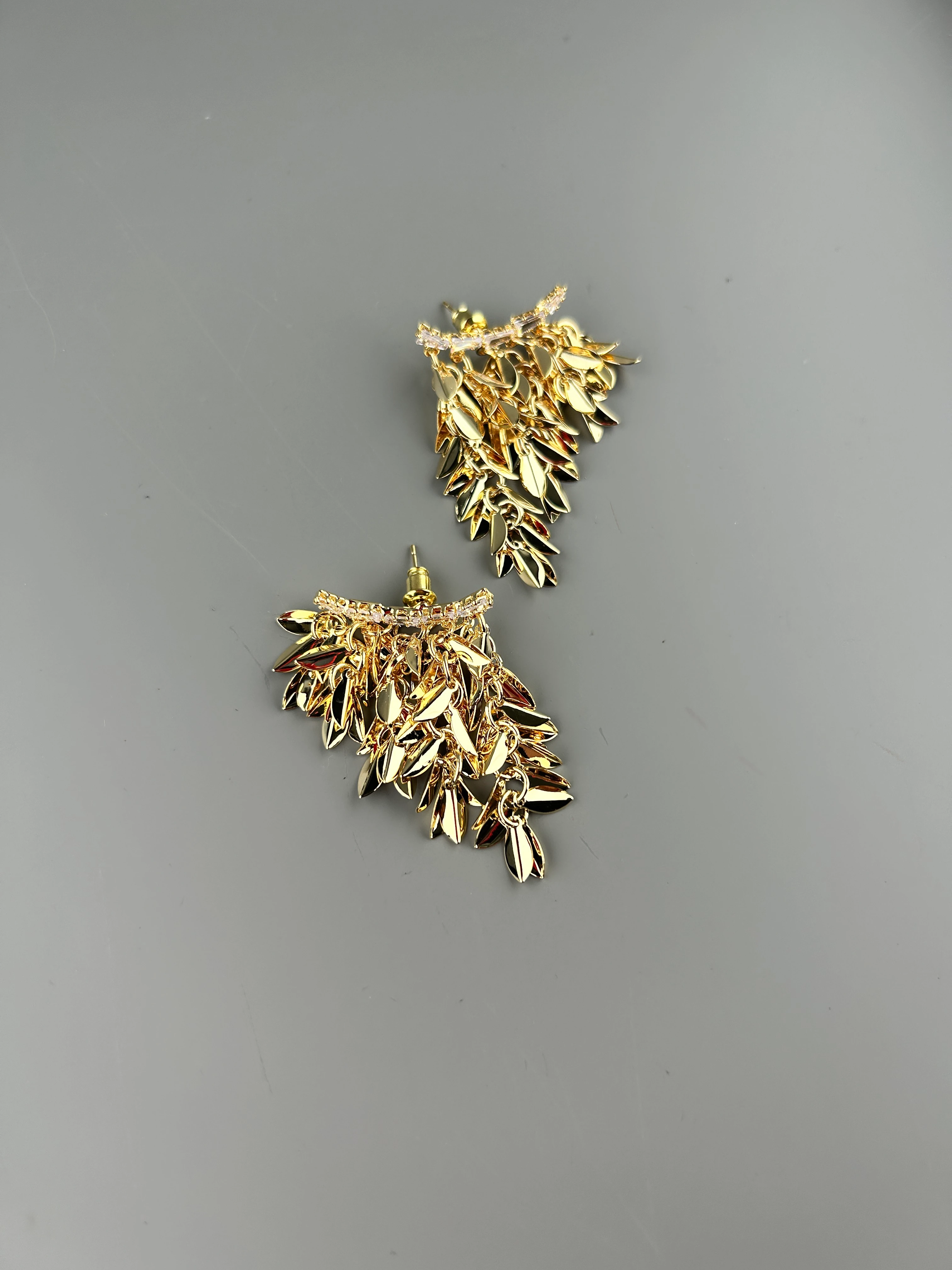 Zirkon Taşlı Çelik Küpe