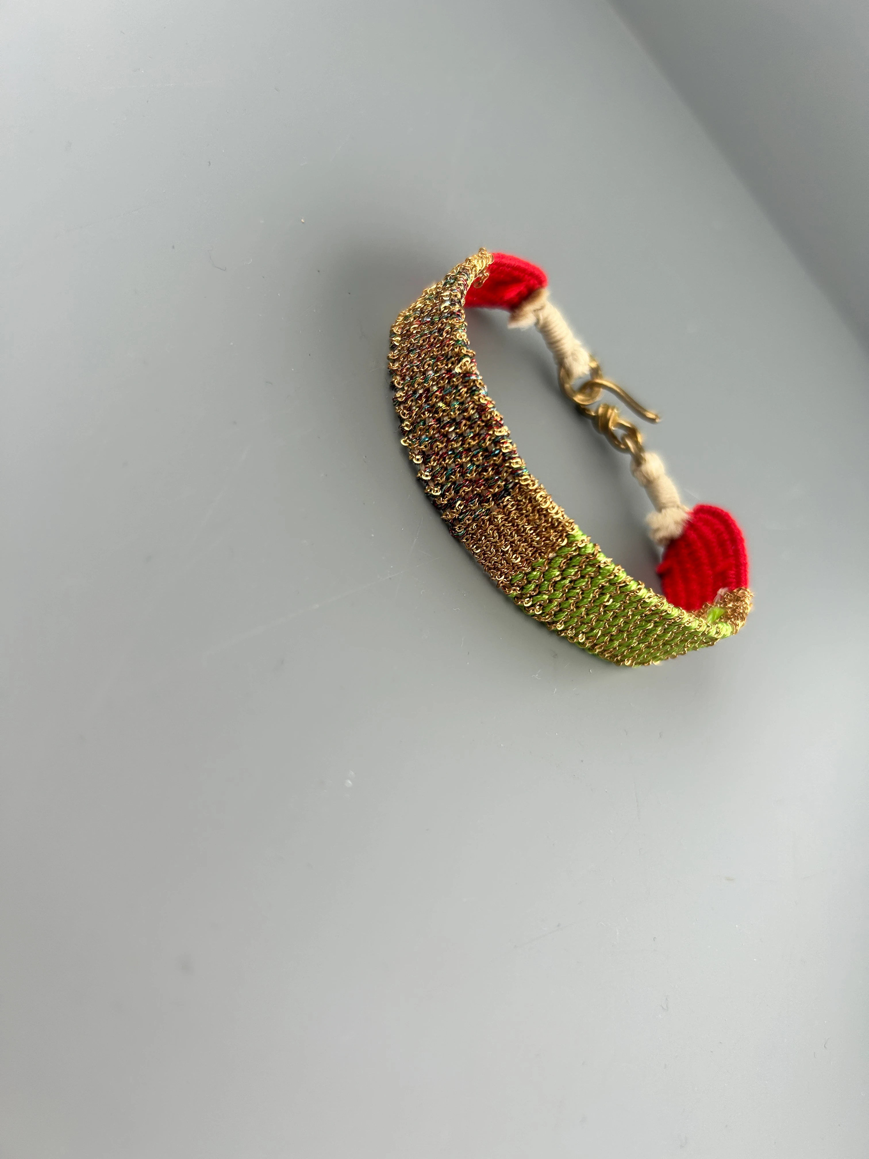 Kırmızı Dokuma Bileklik